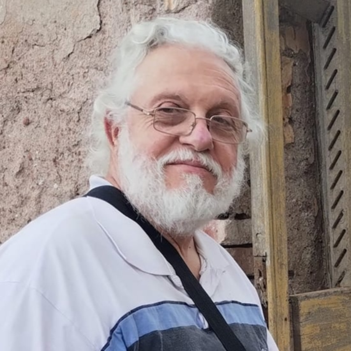 COLUMNA CUANDO LA MENTIRA ES LA VERDAD CACHO KACHO EL CLUB DE LA PLUMA 8-12-2024