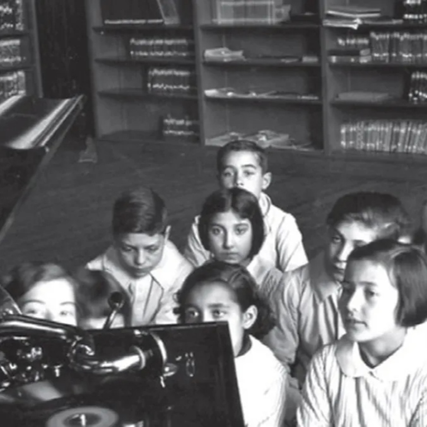 "La revolució educativa de principis de s.XX la va fer l'escola pública" episode artwork