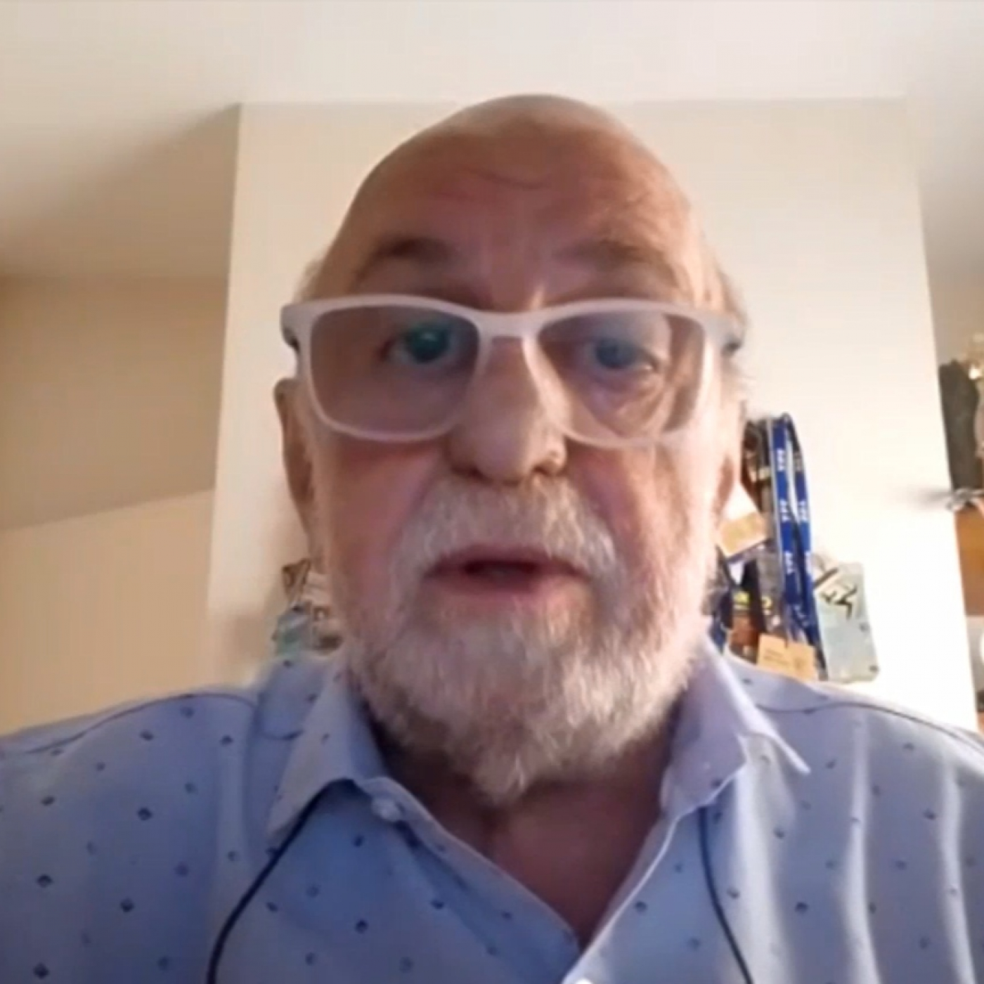 Entrevista con el periodista Horacio Pagani en "Voces y memorias"