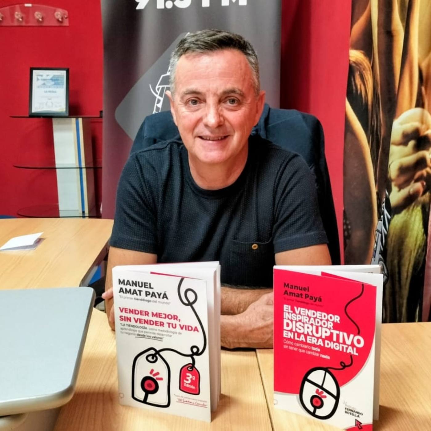 Manuel Amat, presenta en Onil su libro “El Vendedor Inspirador Disruptivo de la Era Digital” episode artwork