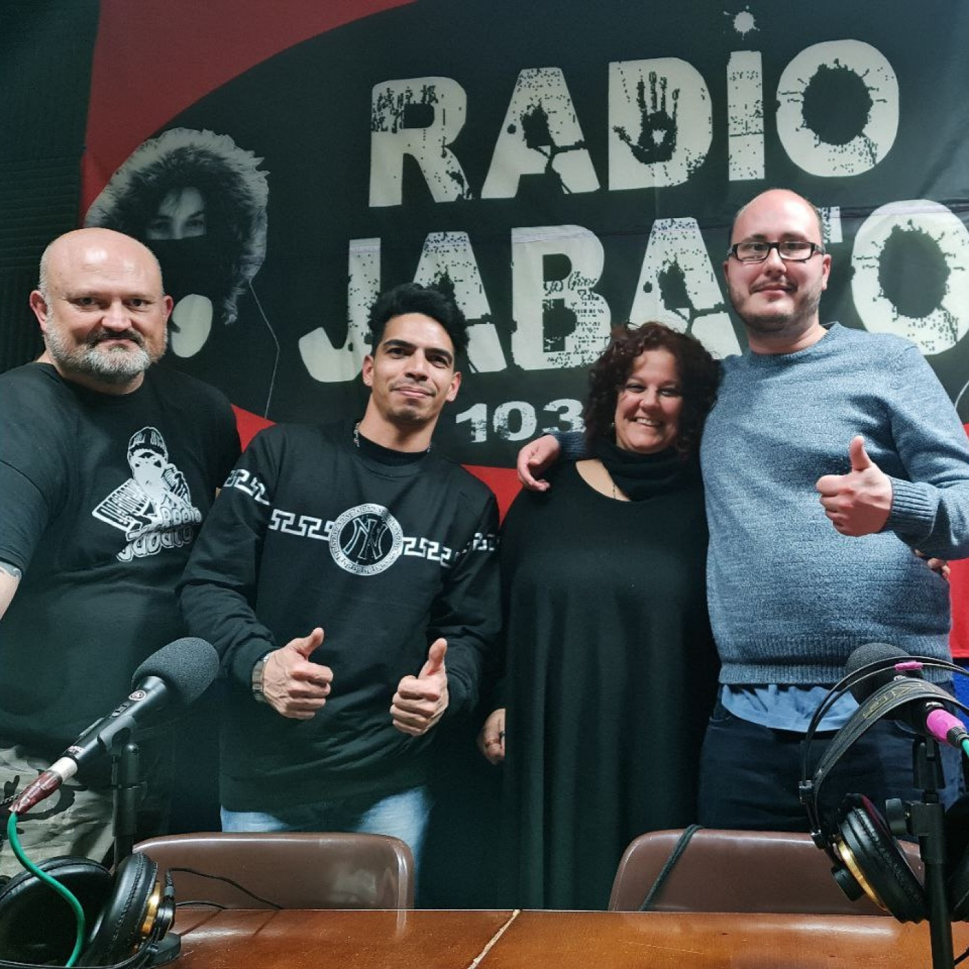 El Pentagrama: "Klakozzz, Música y Ánimo En El Metro." episode artwork