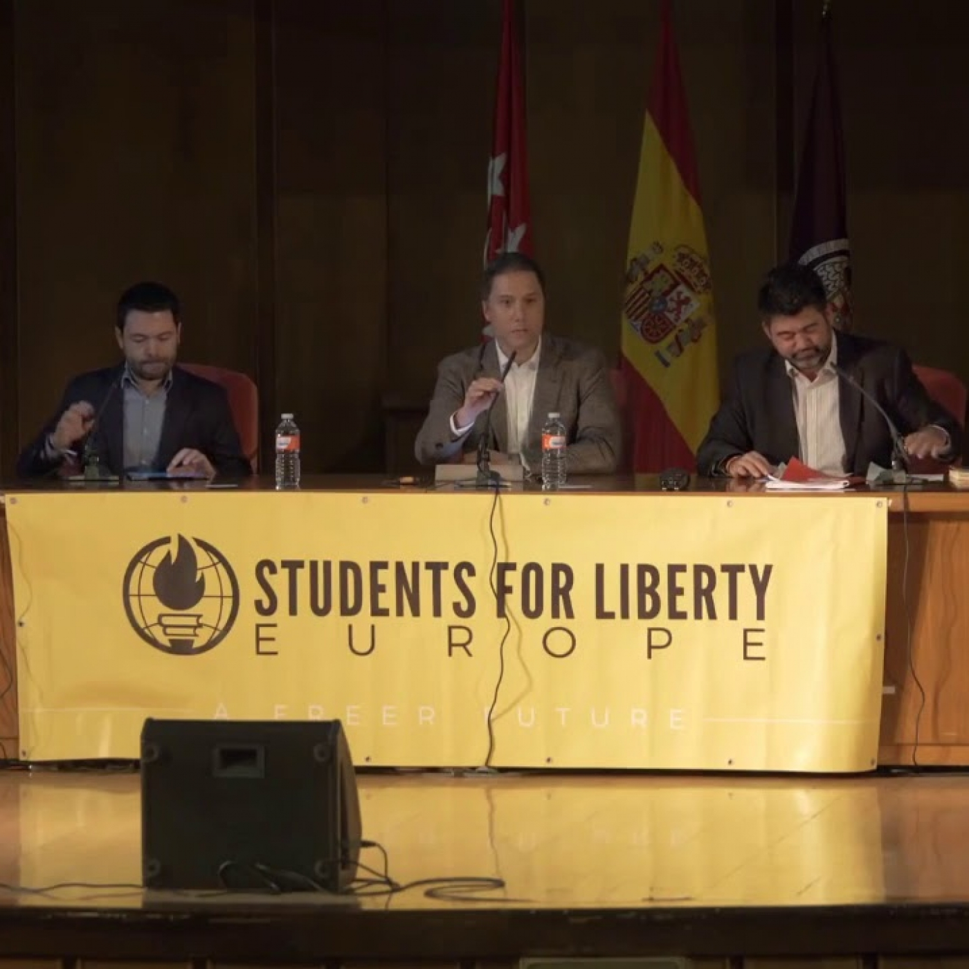 Déjame Hablar, un podcast de Escuela de Serpiente