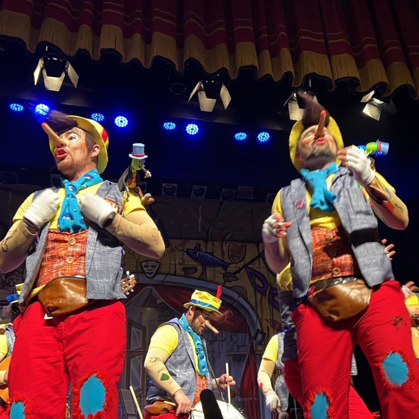 CARNAVAL A BOMBO Y PLATILLO