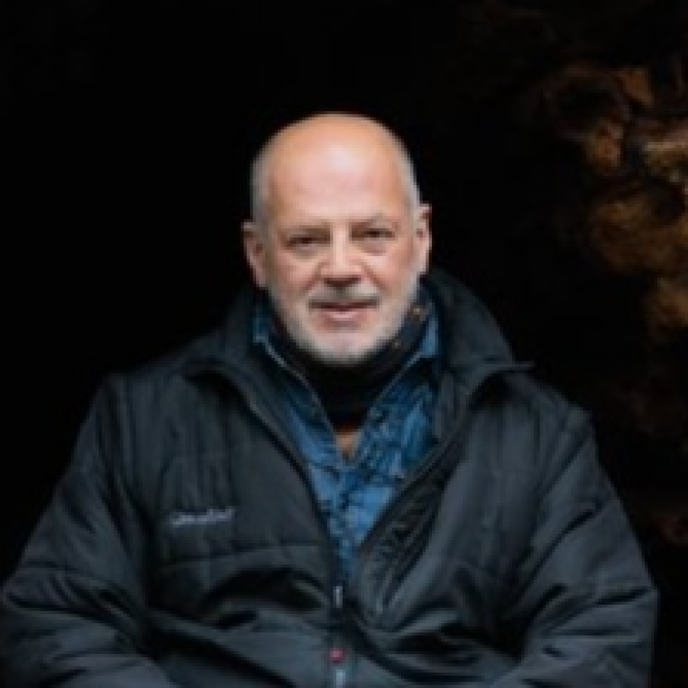 Valentín Carrera es el director de la Fundación Biblioteca Gil, que ha solicitado BIC para la casa del escritor episode artwork