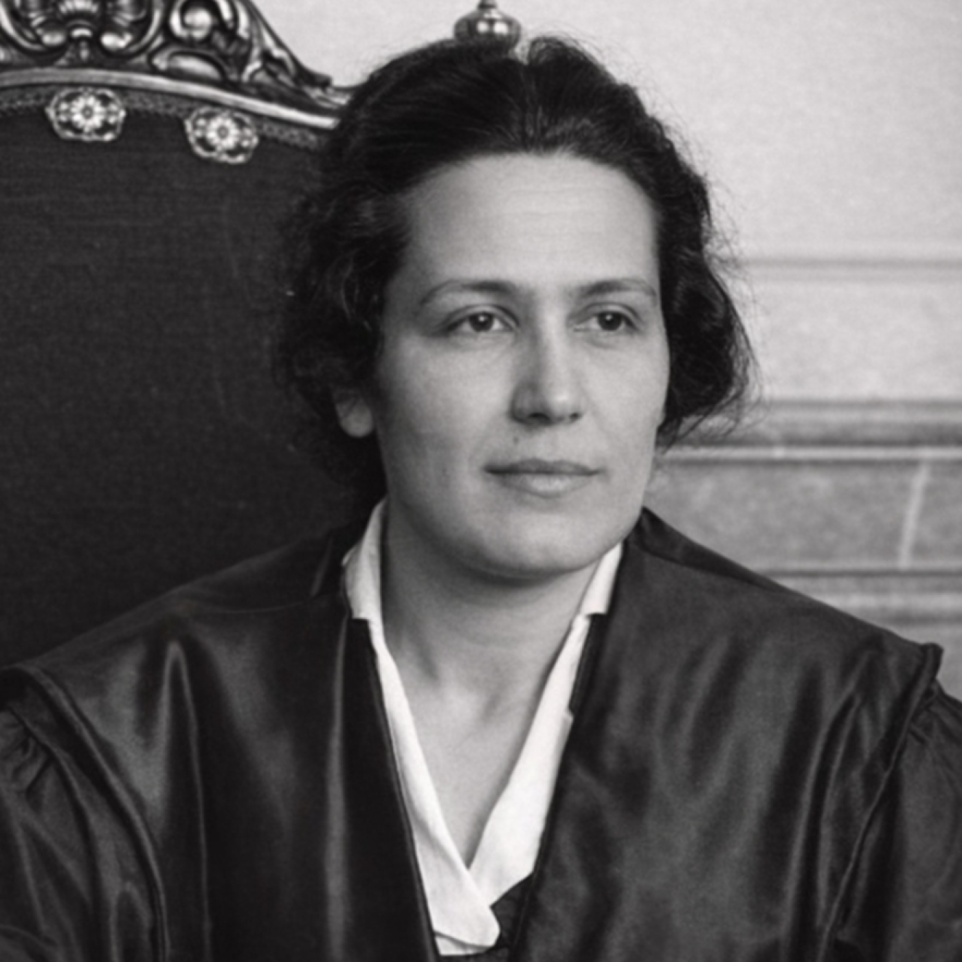 T06E16: Victoria Kent Siano (1892-1987), abogada y política republicana española