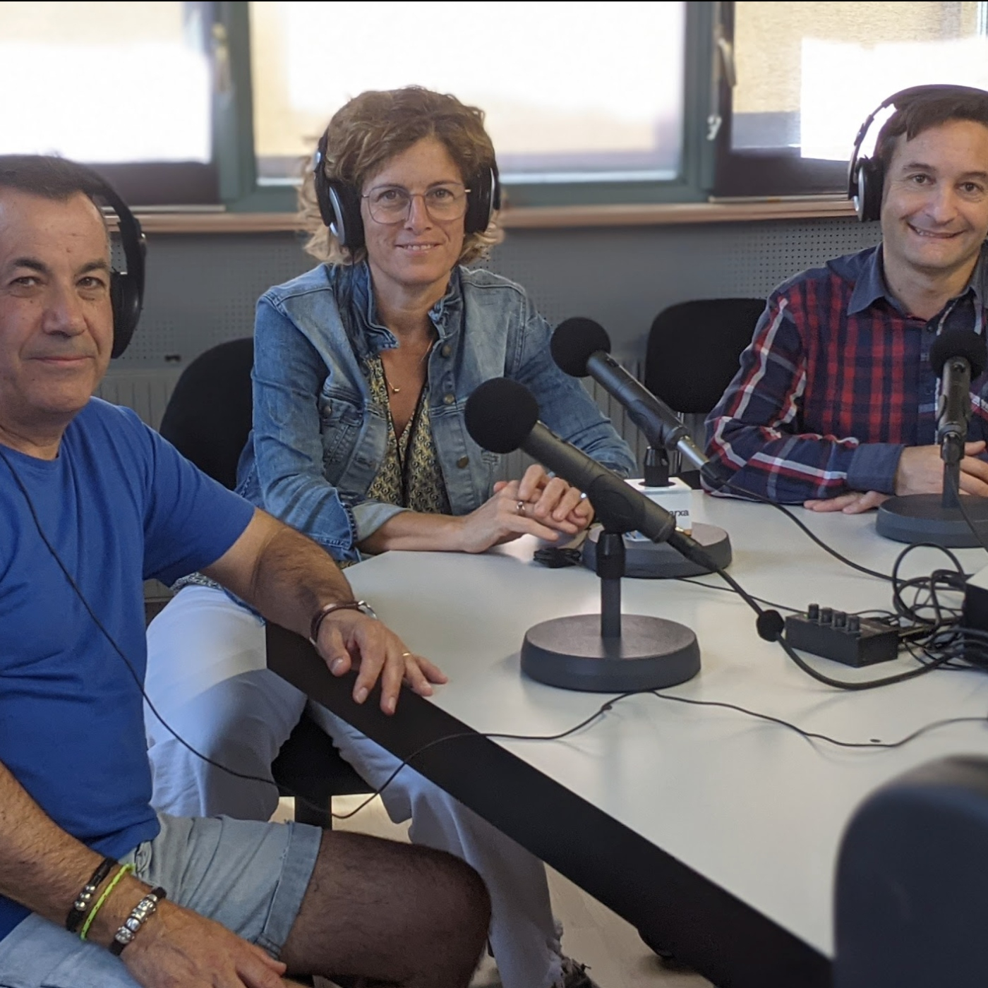 Comiat, però continuïtat, a l'Institut Escola Mestre Andreu episode artwork