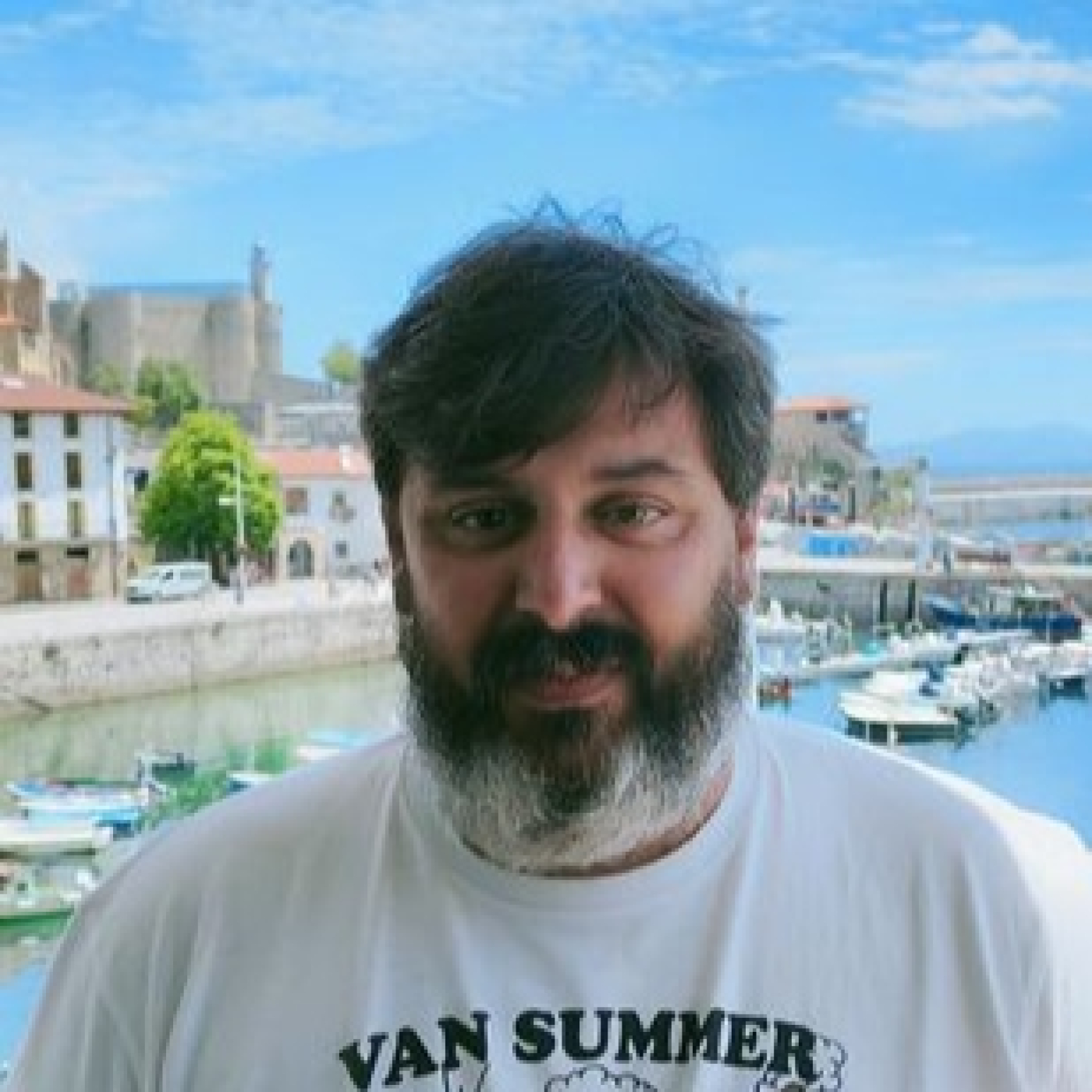 CASTRO URDIALES MÁS DE UNO