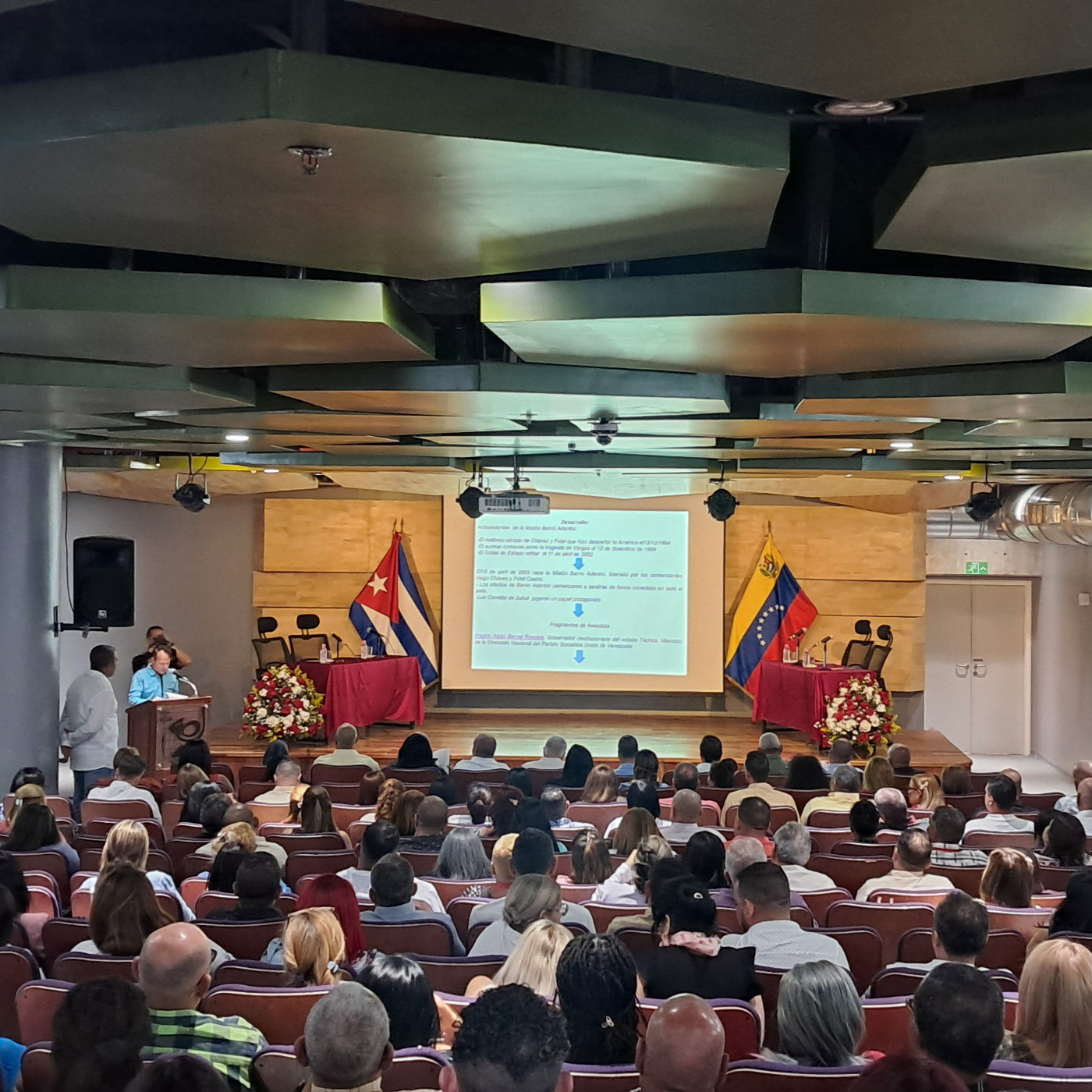 Ratifican impactos de la Misión Barrio Adentro en la elevación de la calidad de vida de venezolanas y venezolanos