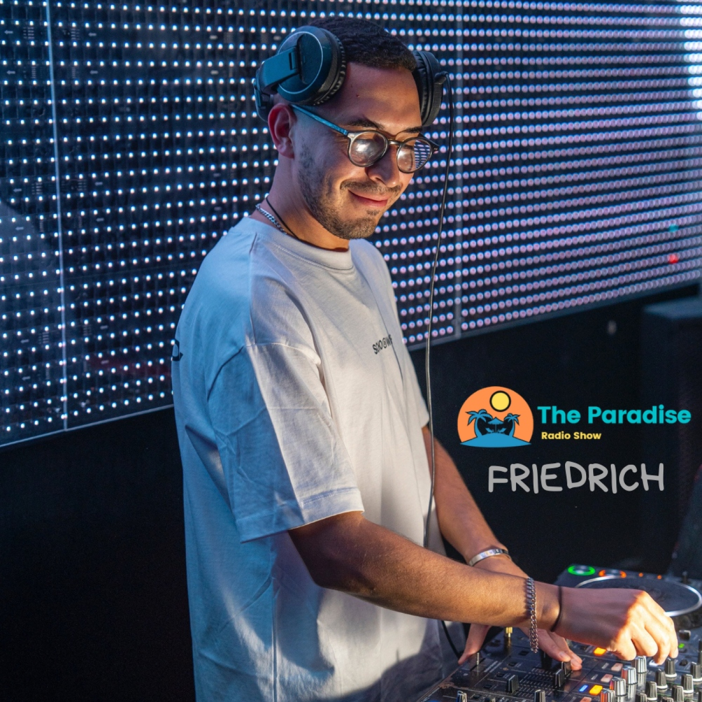 The Paradise Radio Show