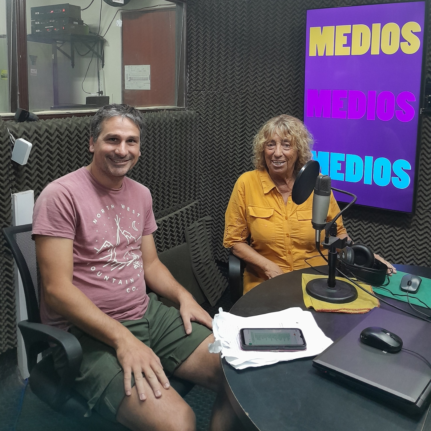 En Avenidas / Silvia Fariña / Presentación de su obra "La Unión Telefónica" episode artwork