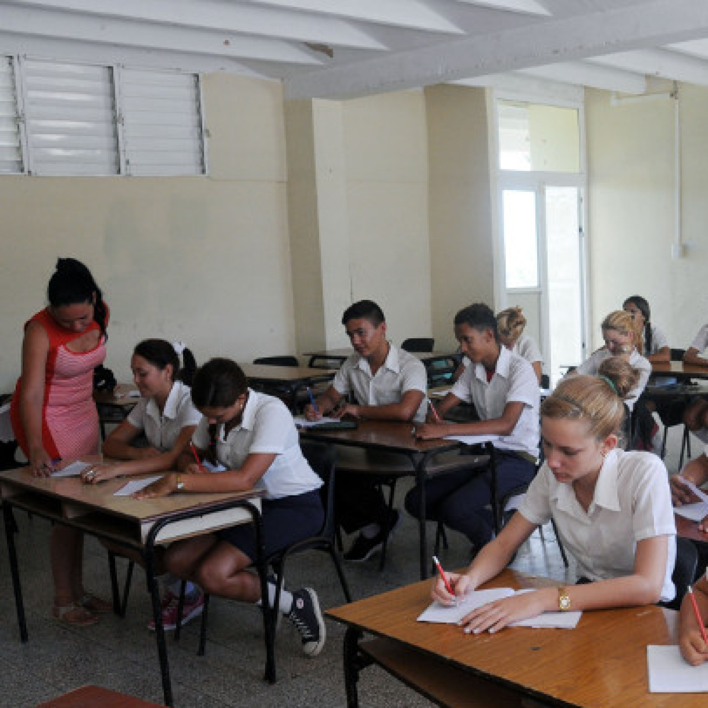 Sector educacional en Camagüey tuvo importantes avances en el 2023 episode artwork