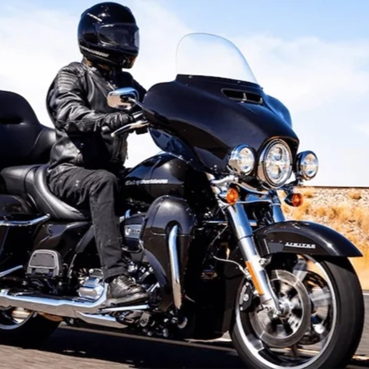 Motociclista anónimo. G
