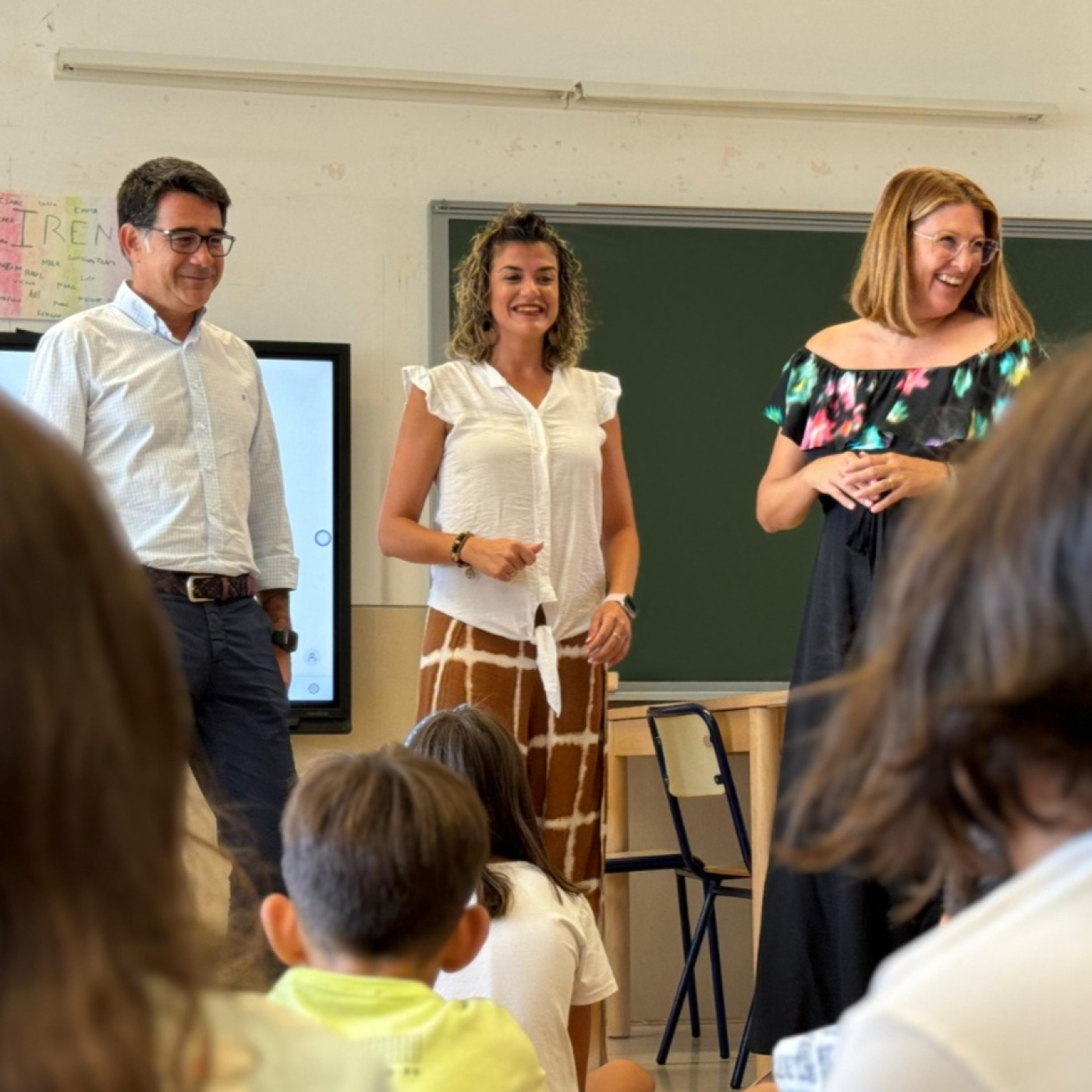 Edil de Educación, Melania Llopis - Familias inglés episode artwork