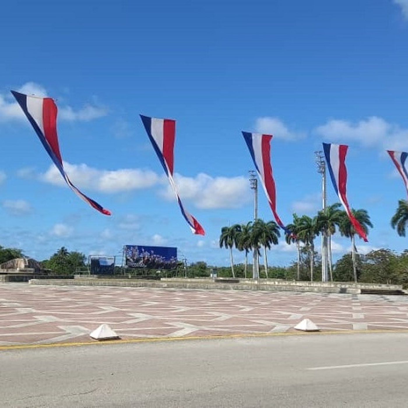 Lista la Plaza del Che para otra demostración de amor a Cuba