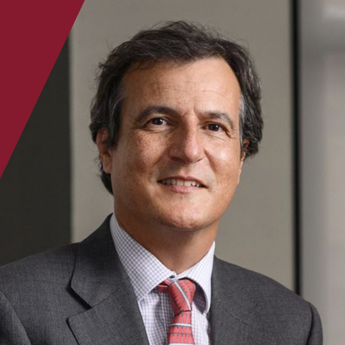 Persiste la debilidad macro y los resultados no logran animar a los inversores