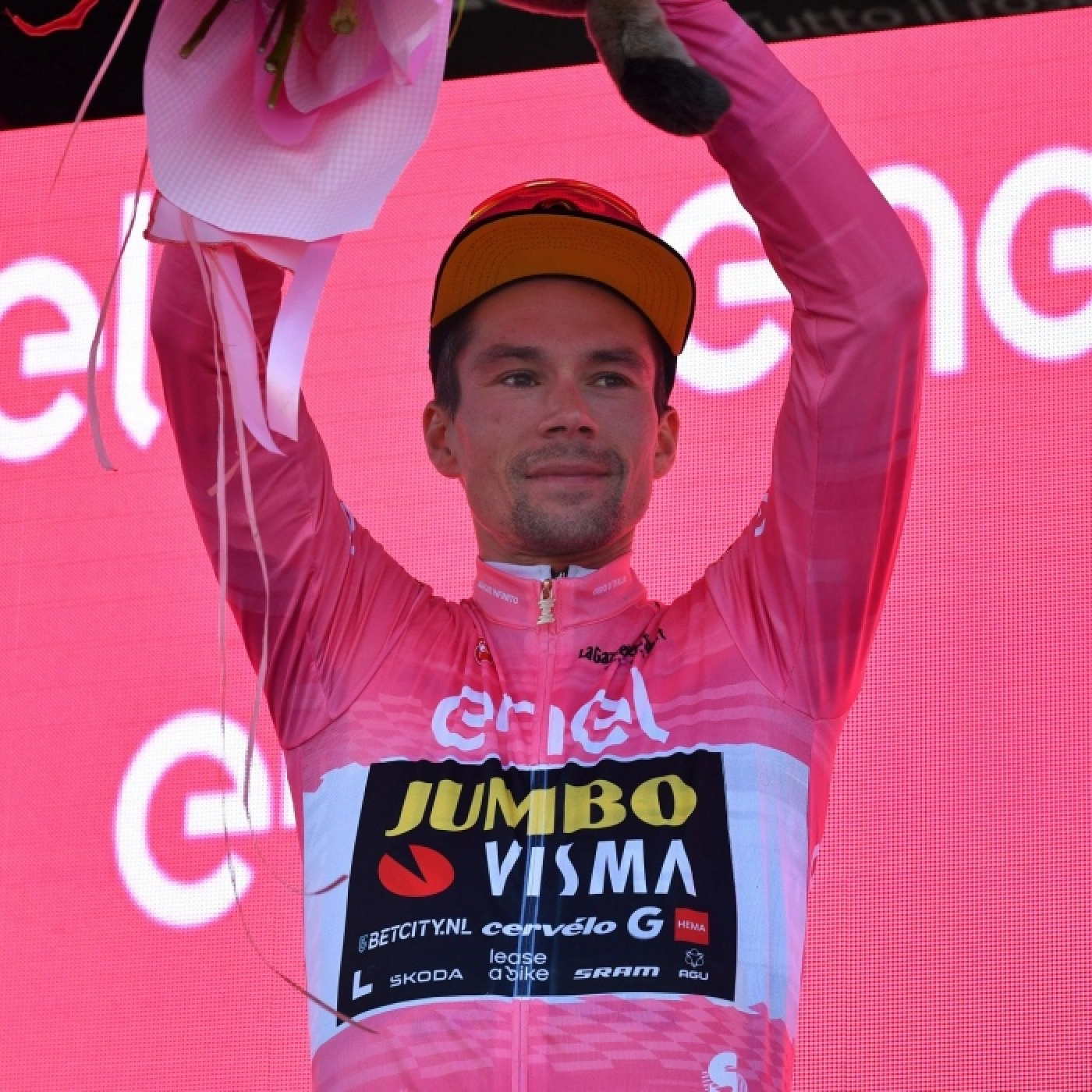 Primoz Roglic ya tiene su Giro d'Italia episode artwork