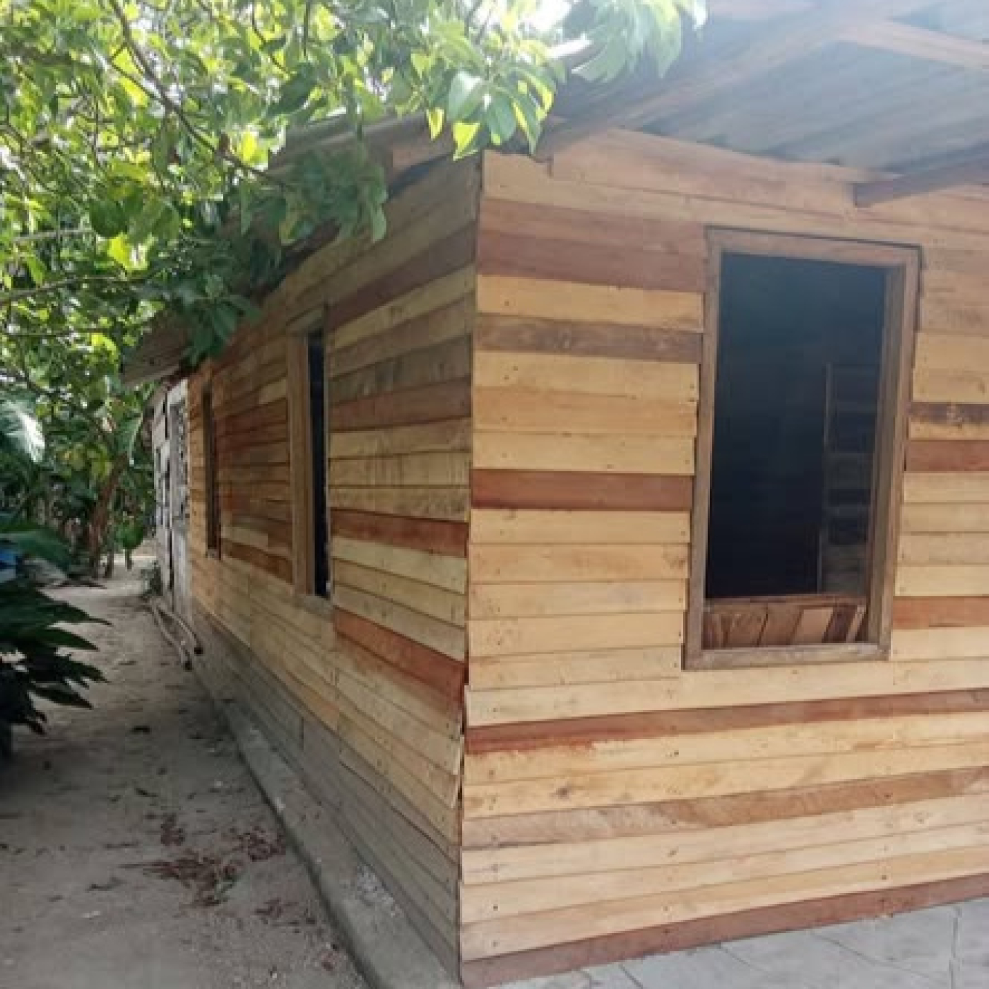 Terminación de vivienda mineña en saludo al 26 de Julio episode artwork