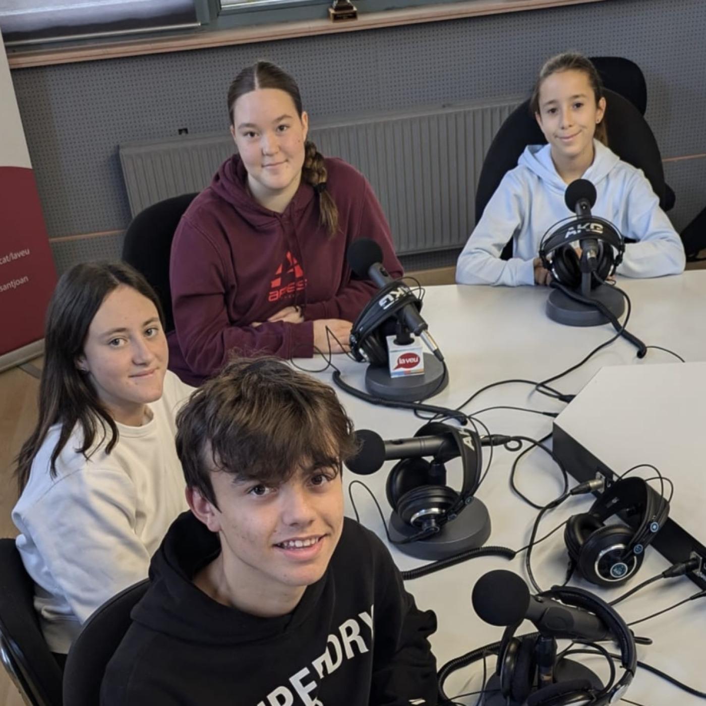 L'alumnat de Secundària ens explica les sortides a l'entorn episode artwork