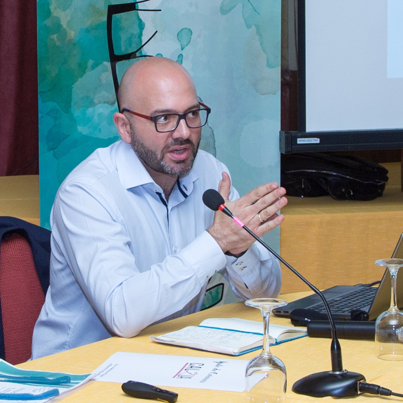 CARAVACA RADIO