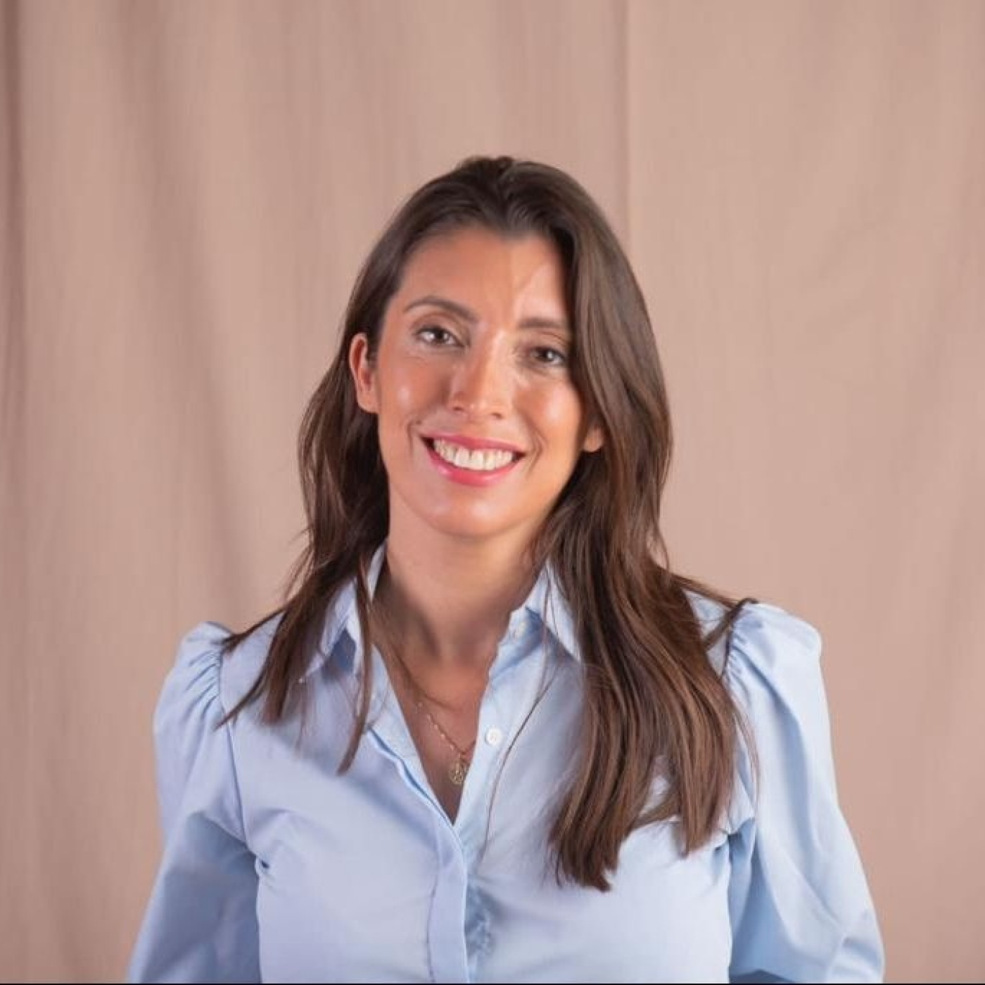 Florencia López @Florelop (Senadora Nacional Unión por la Patria) Unas Cuantas Verdades @marianoobarrio