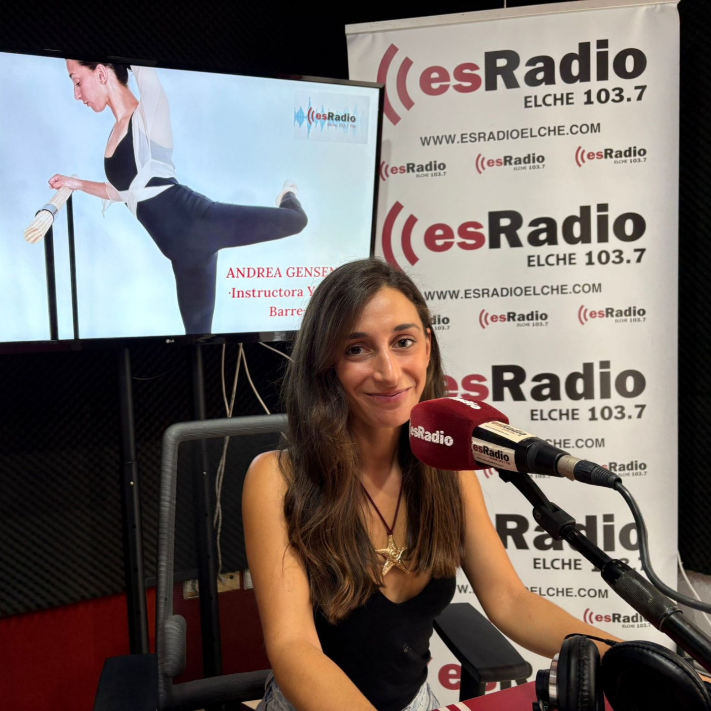 "El barre es una disciplina que permite trabajar la coordinación, el ritmo y los movimientos posturales con técnicas". episode artwork