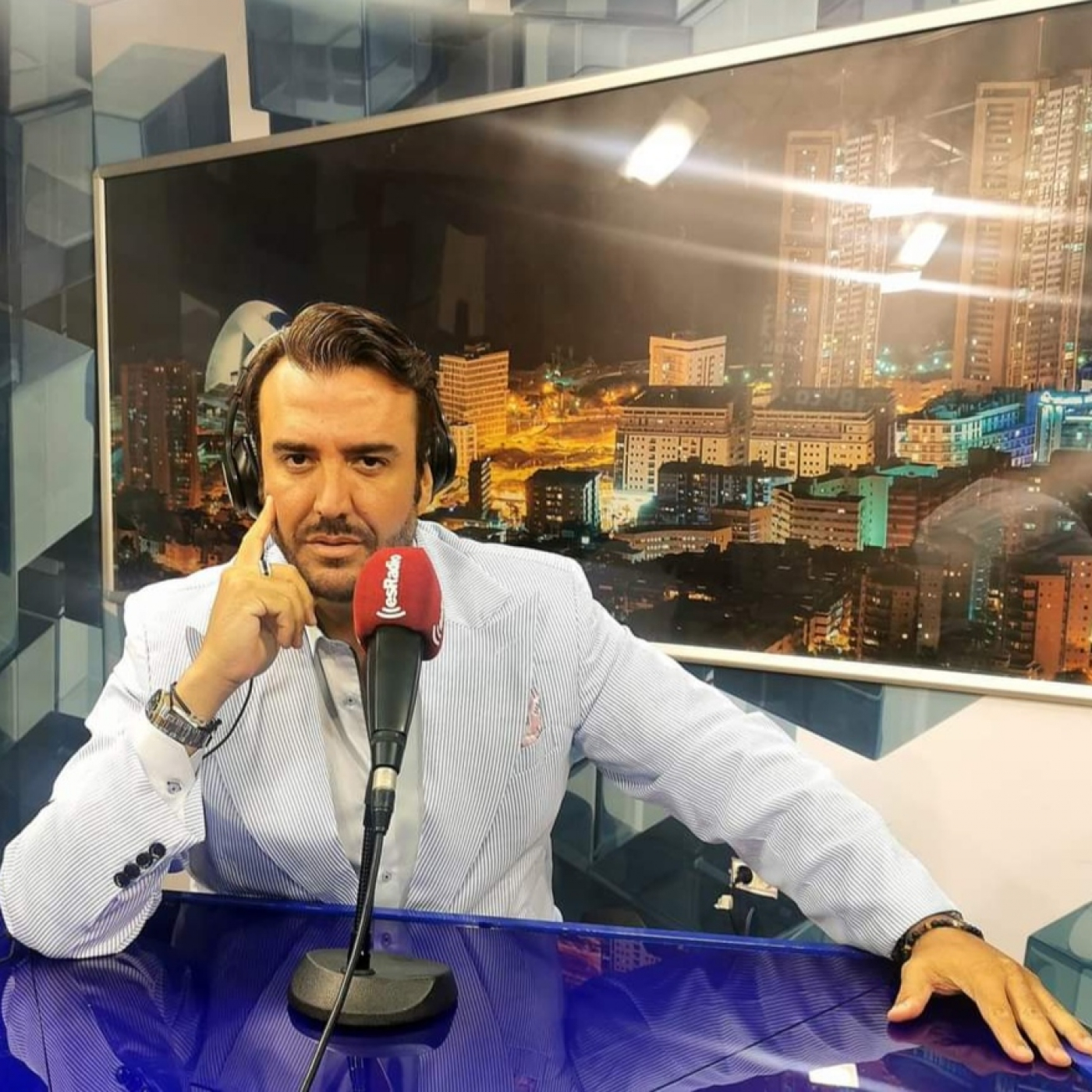 17.04.23 La Mañana de Castañeda episode artwork