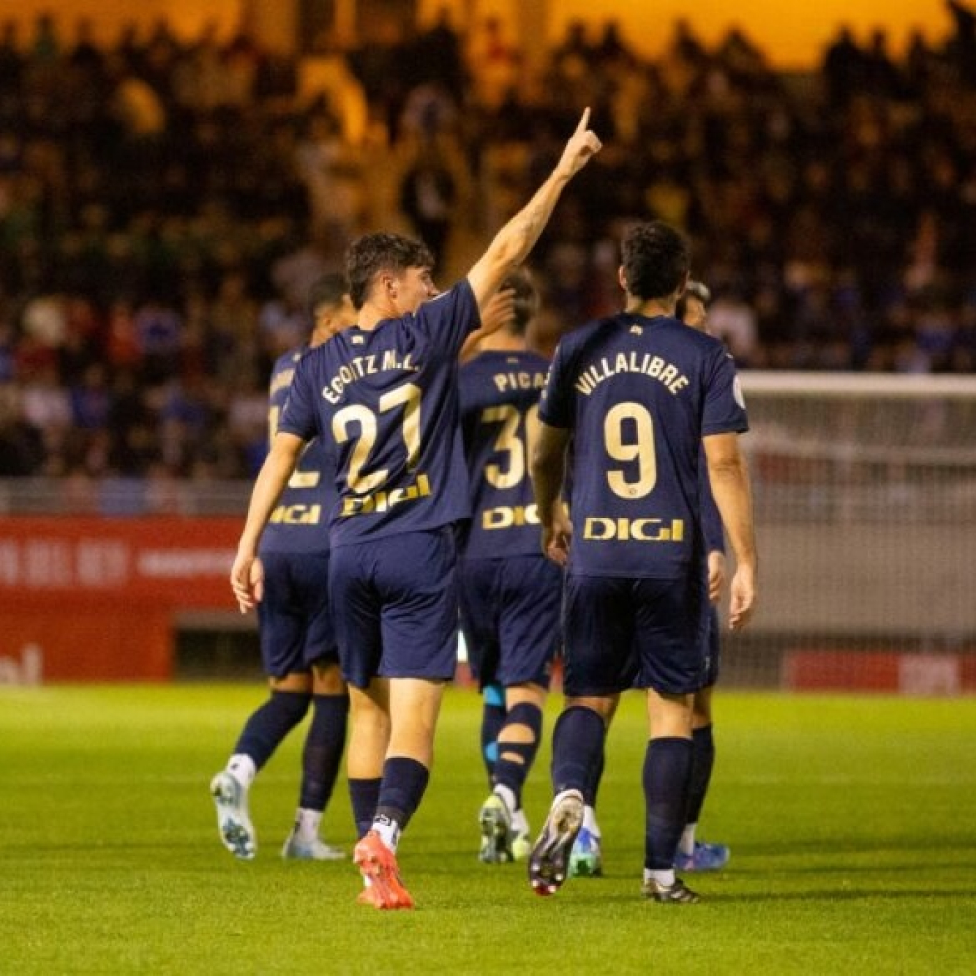 En Corto y al pie. Tu podcast sobre el Alaves