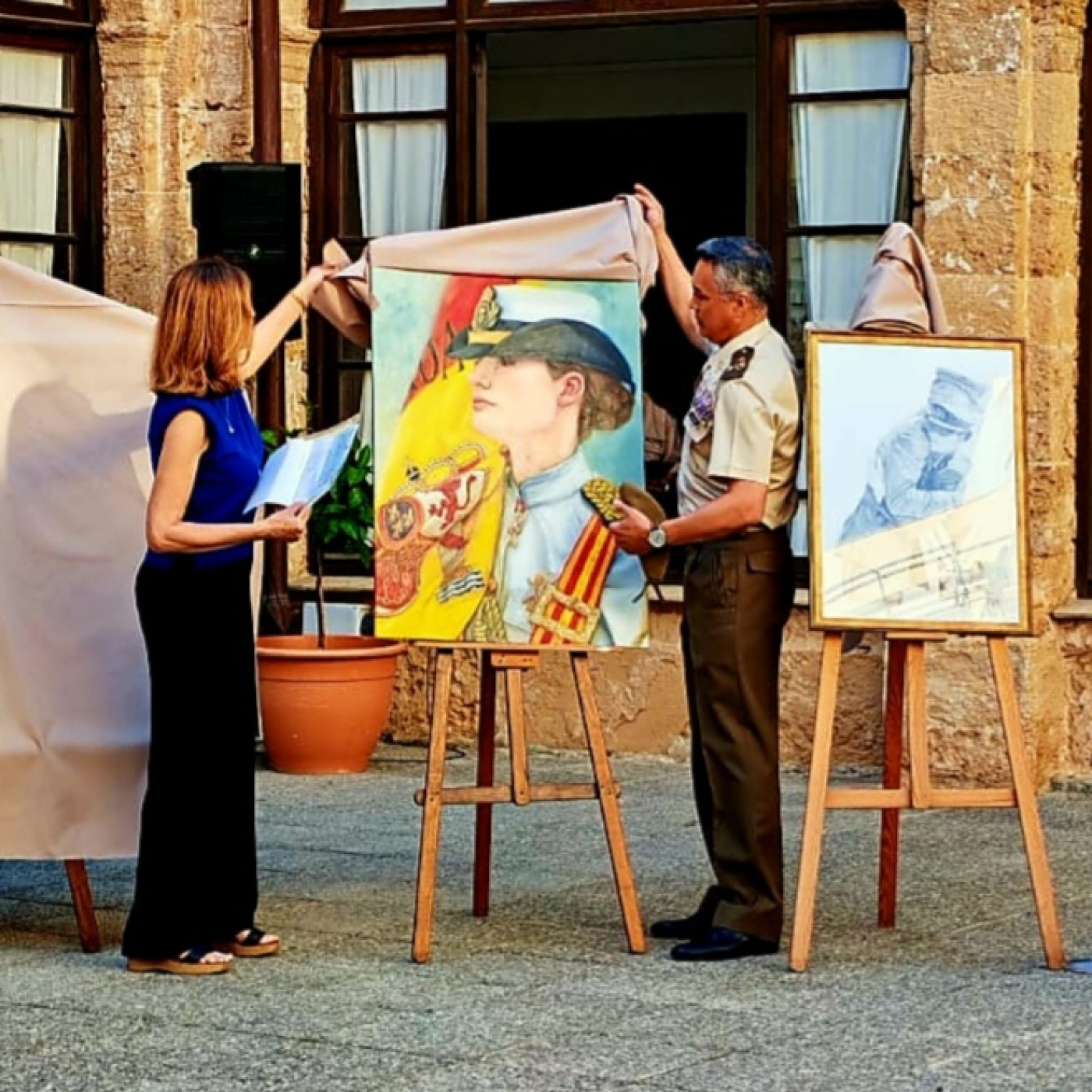 El Centro de Historia y Cultura Militar expone 21 obras de arte militar en Palma episode artwork