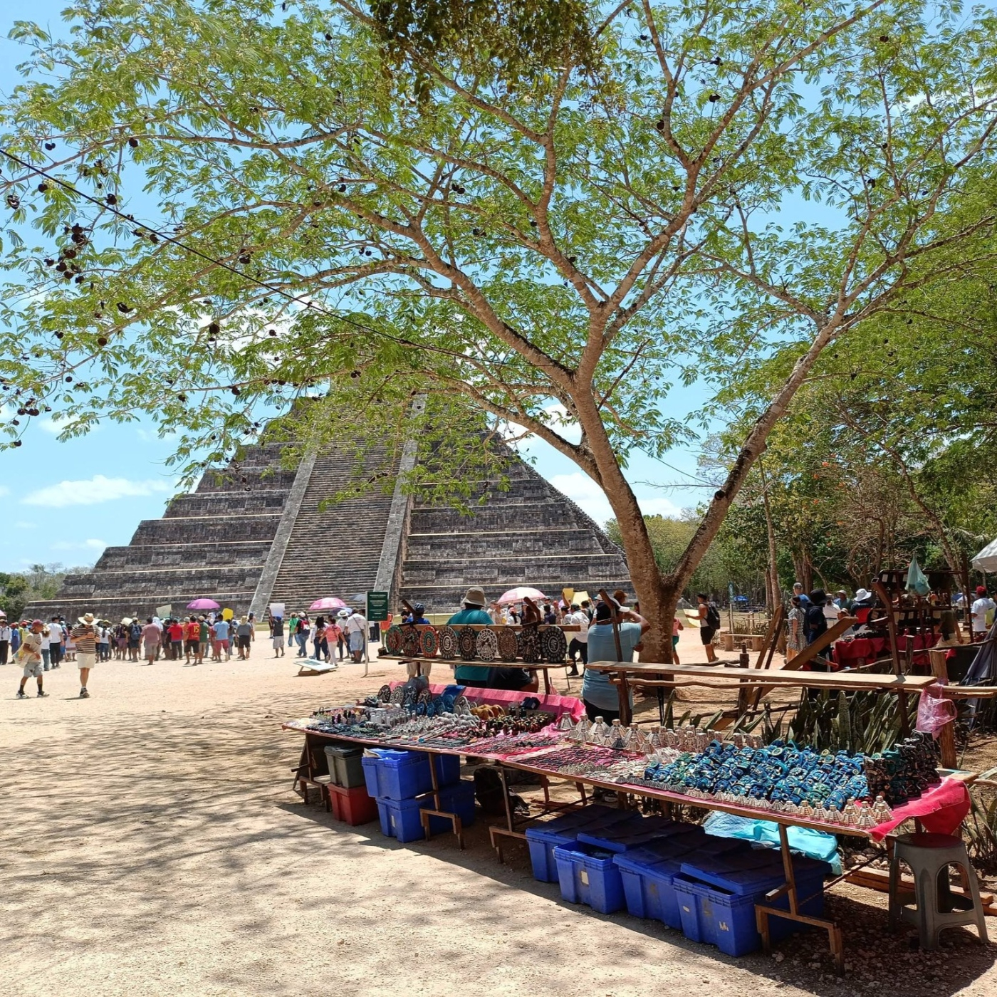 Las comunidades mayas disputan al Estado mexicano el control de Chichén Itzá y Mayapán