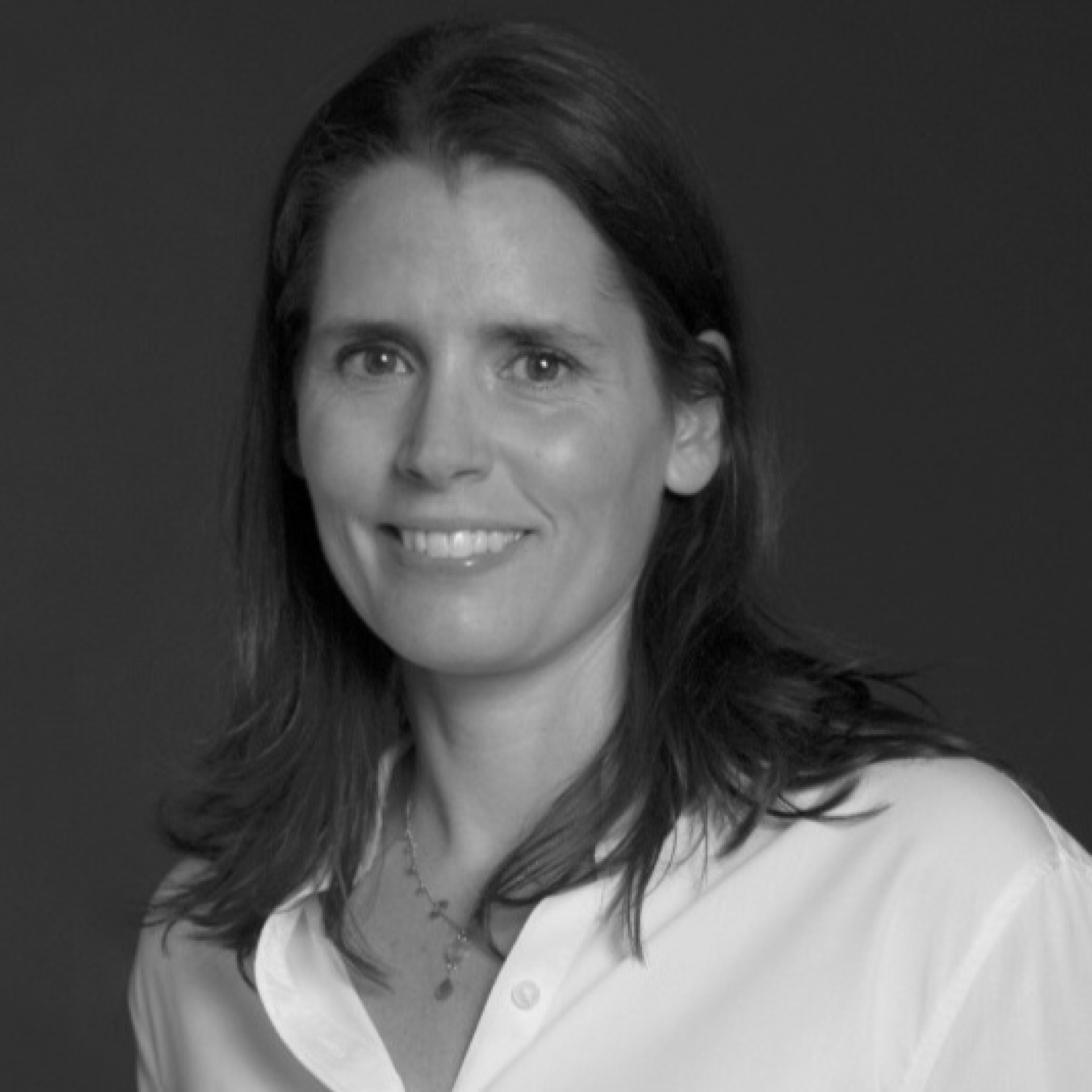 LENKA CARVALLO