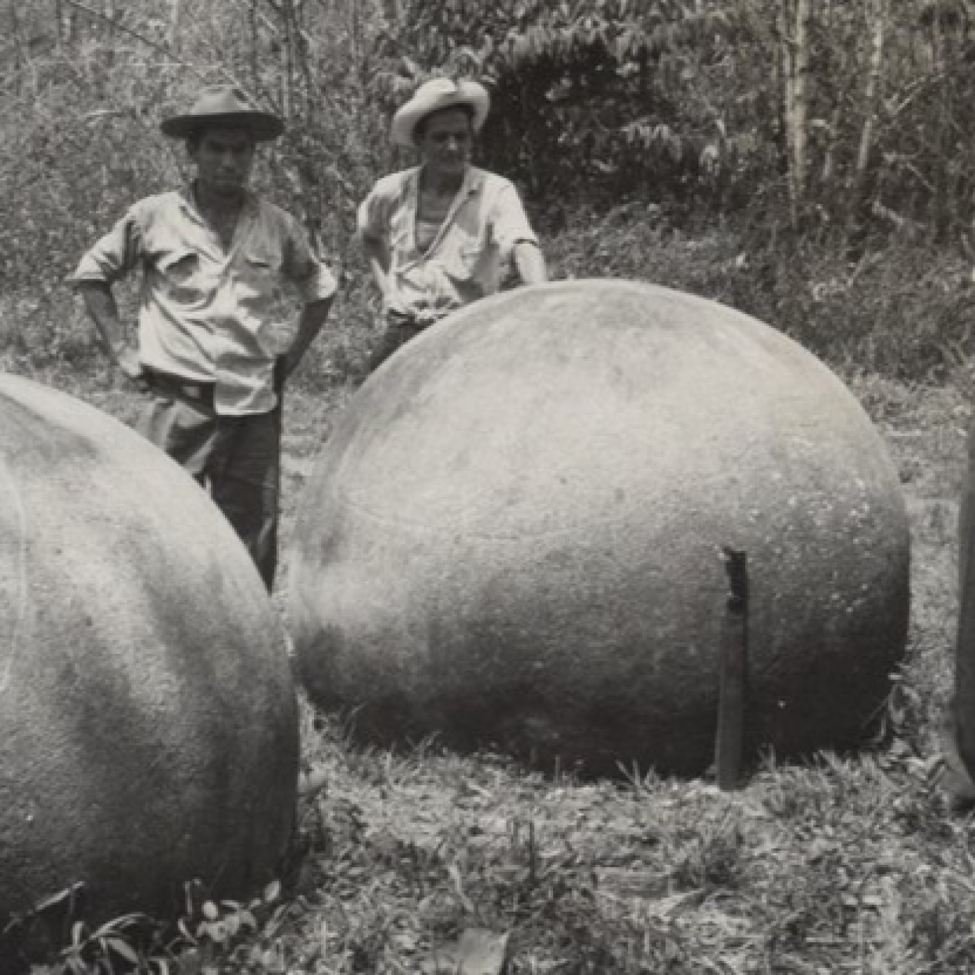 Alienígenas T19: El misterio de las esferas de piedra