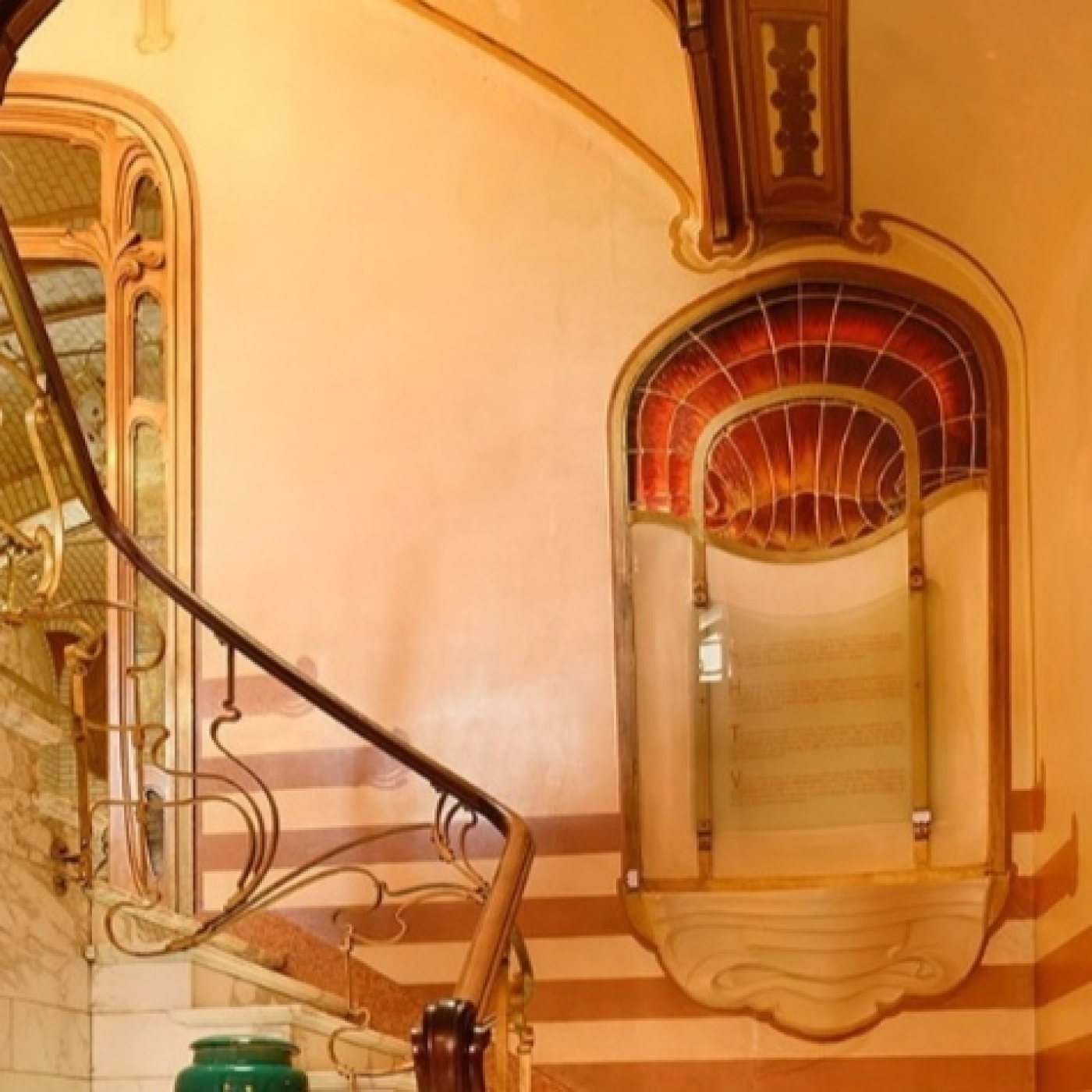 Bruselas, huella viva del Art Nouveau y Art Déco episode artwork