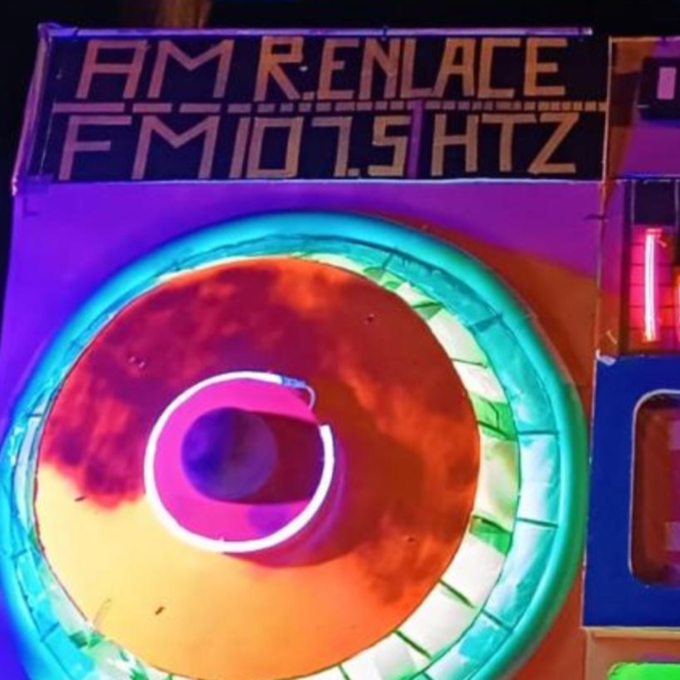 Especiales Radio Enlace