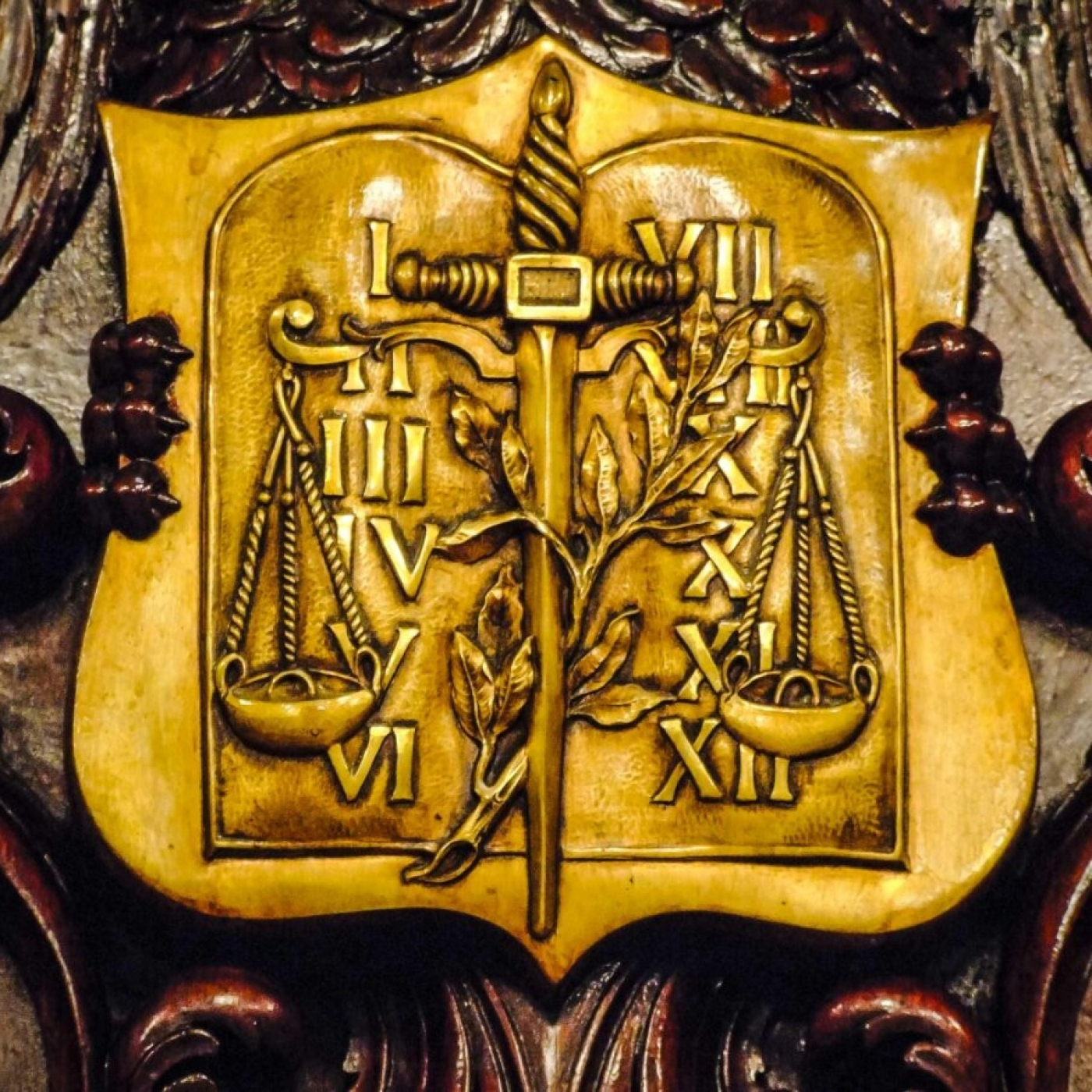 Ancient Aliens (T15): 1- El Número Divino #documental #leyendas #ovnis #podcast episode artwork