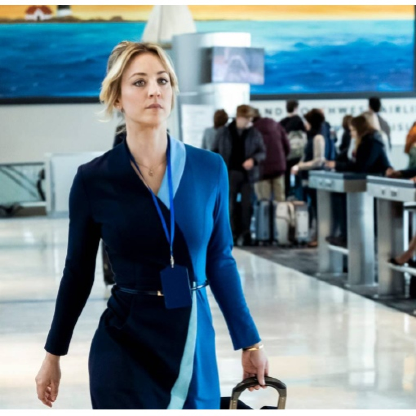 Pollo o pasta? Hoy #EnSeries hablamos de "The Flight Attendant"o "La Azafata" episode artwork