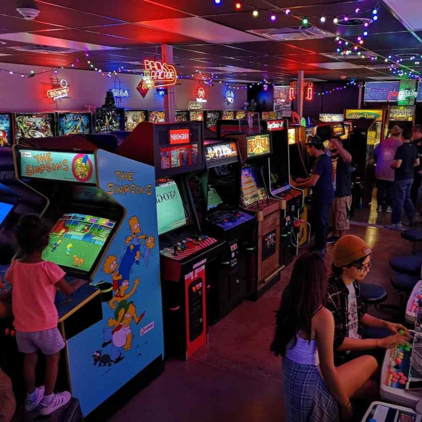 DESMADRugada (2022) - 005 - RECORDANDO VIEJOS TIEMPOS EN LAS ARCADES (CON VALERIO VEGA)