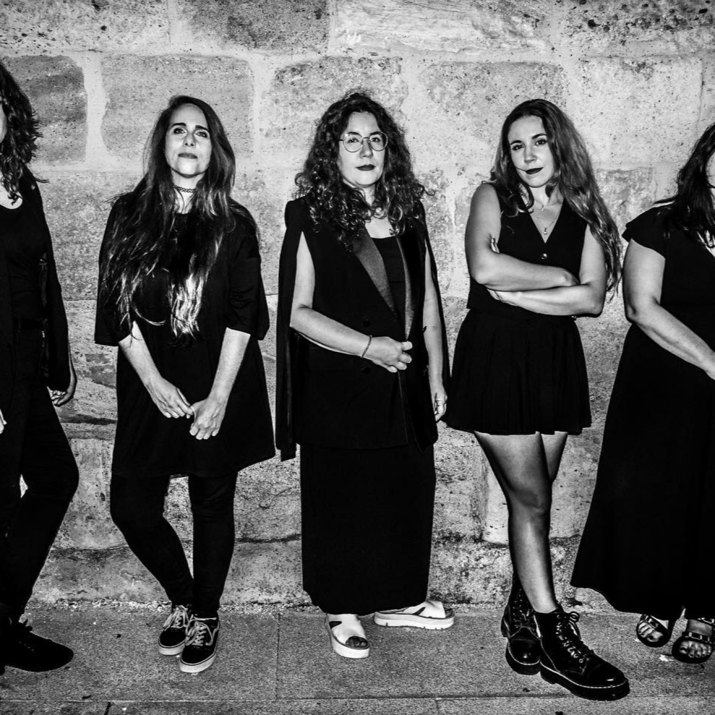 Entrevista a Cecilia Serrano, bajista de la banda `Las Titis´ que actuarán en la próxima edición del `Alerta Primavera´ episode artwork
