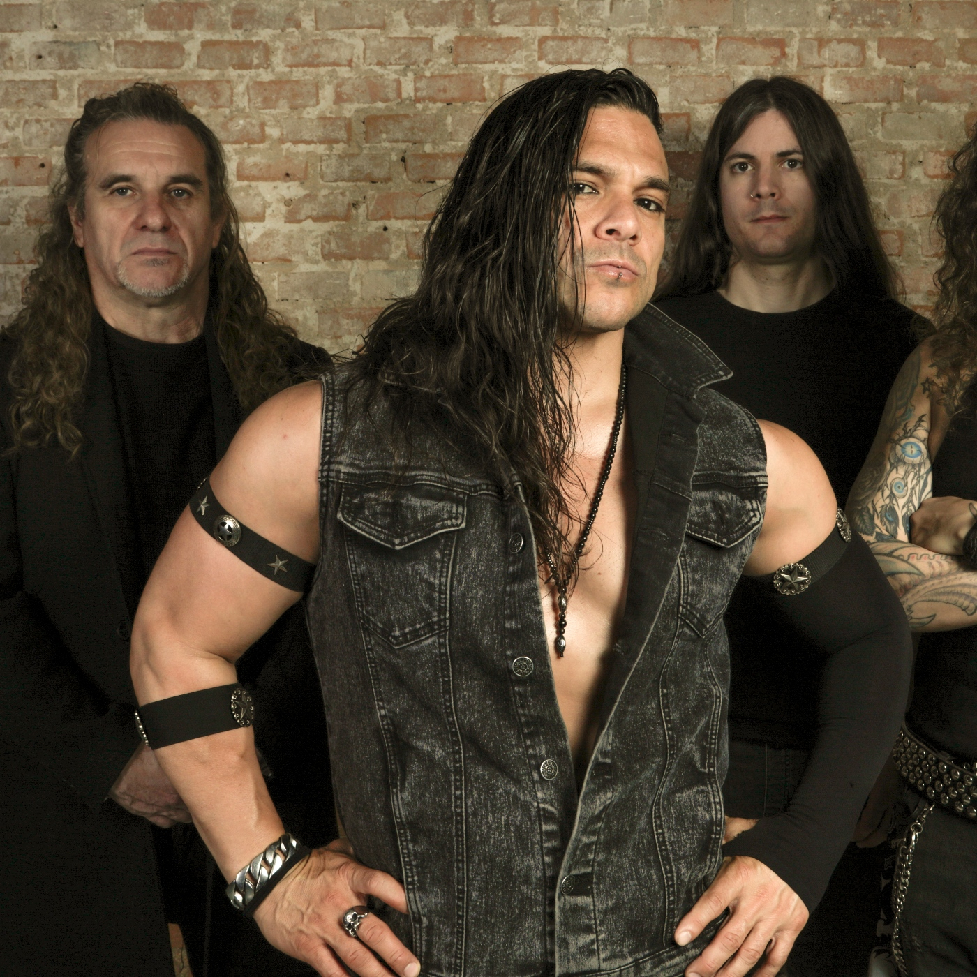 Entrevista a Niko del Hierro de Saratoga: nuevo material, giras y evolución ‪ episode artwork