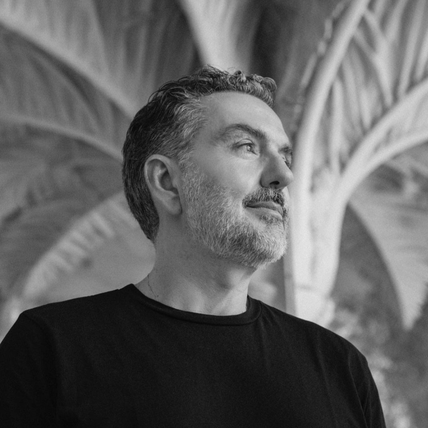 Entrevista a Juan Duyos, presidente de la Asociación de Creadores de Moda de España episode artwork
