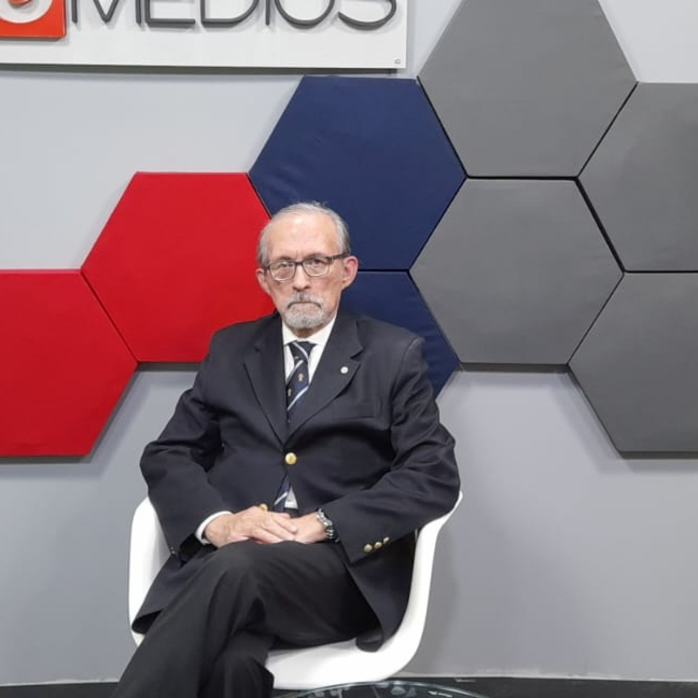 LA BISAGRA con Mario Nacinovich 24-02-2025