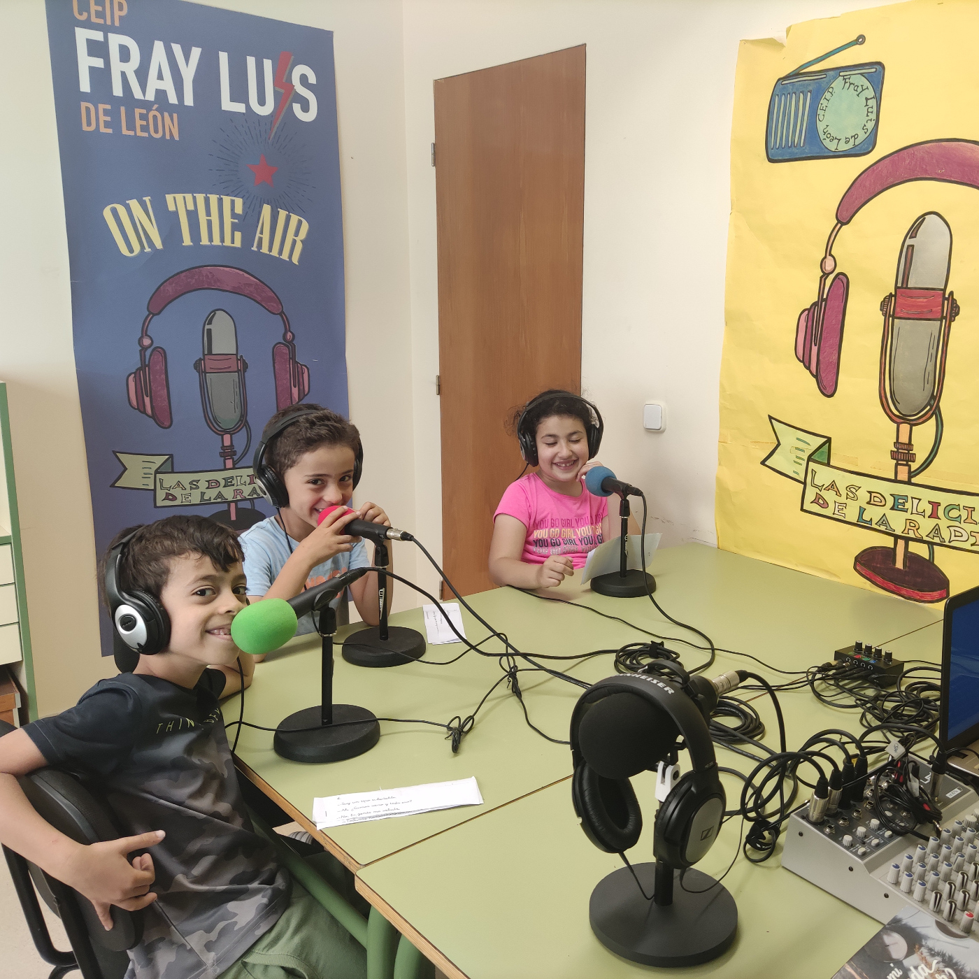 LAS DELICIAS DE LA RADIO