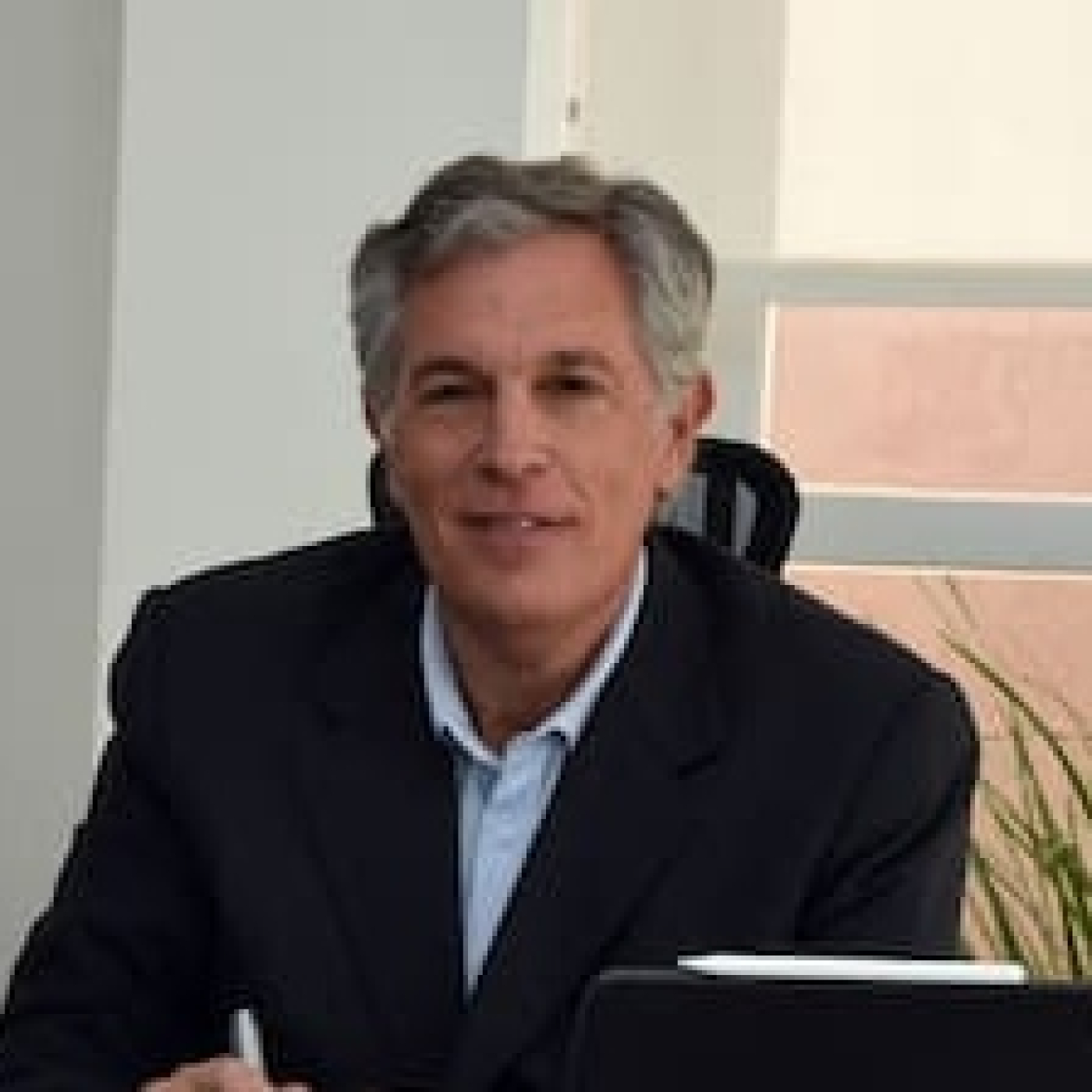 Dario Alvarez Klar, Referente y consultor en el ámbito educativo, fundador de la red de escuelas Itínere Conexion