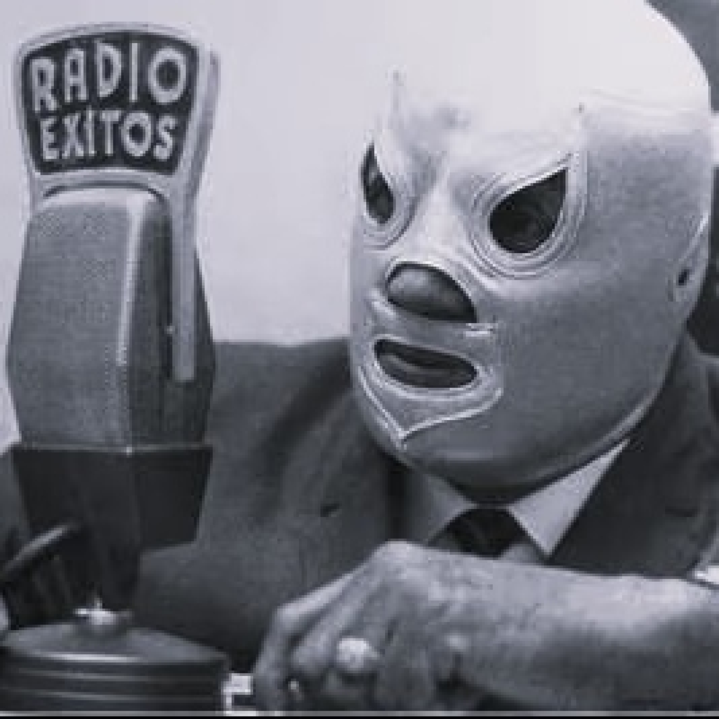 Especial cine "El Santo y Blue Demon vs Drácula y el Hombre Lobo" episode artwork