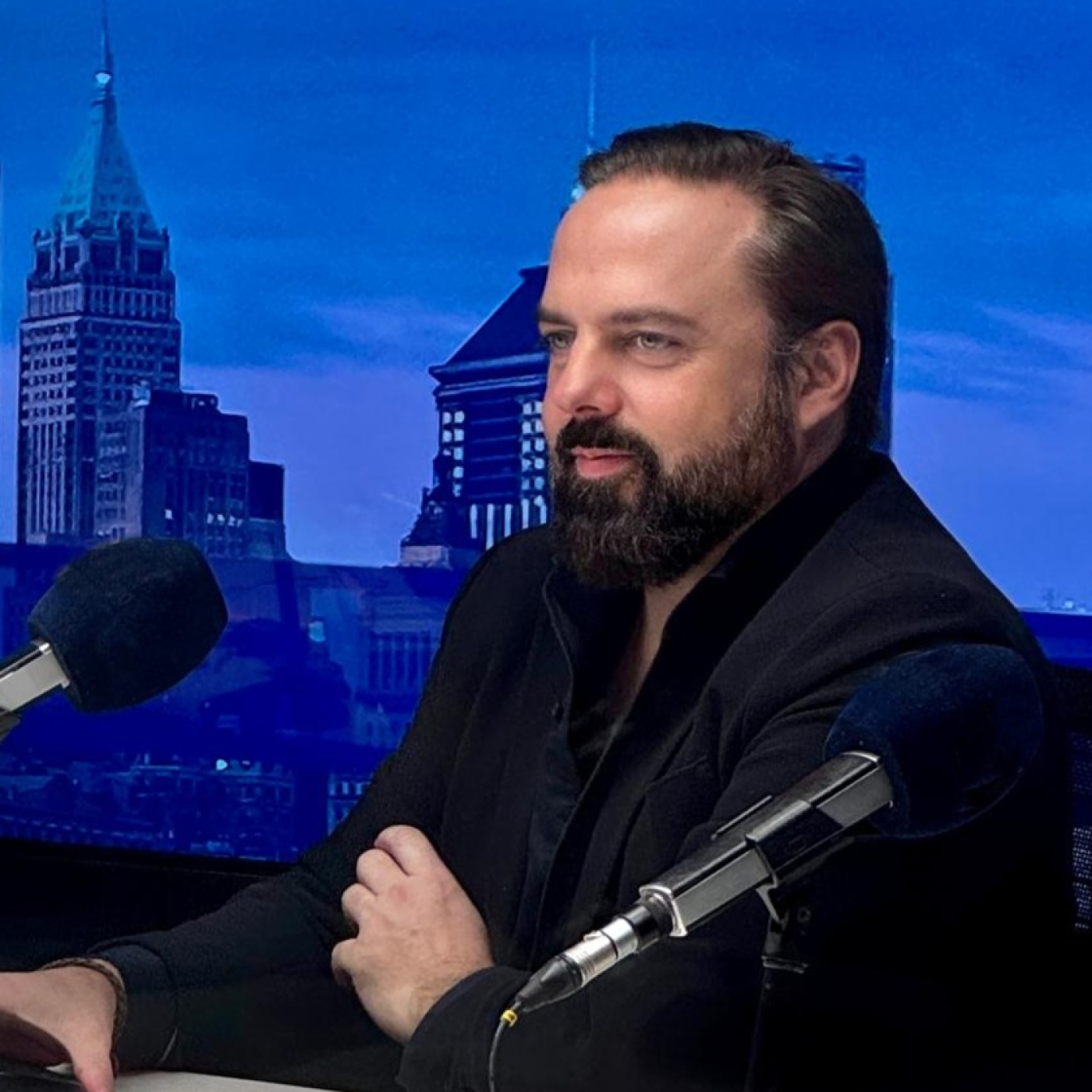 Entrevista a Álvaro Beltrán, fundador de Onyx Solar episode artwork