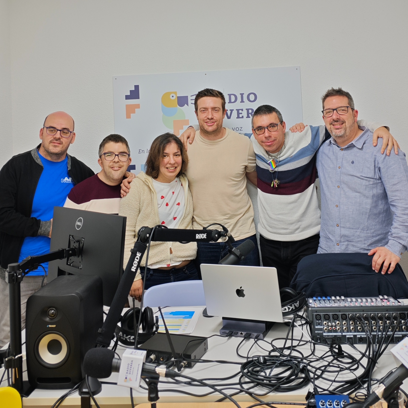 RADIO DIVERSA
