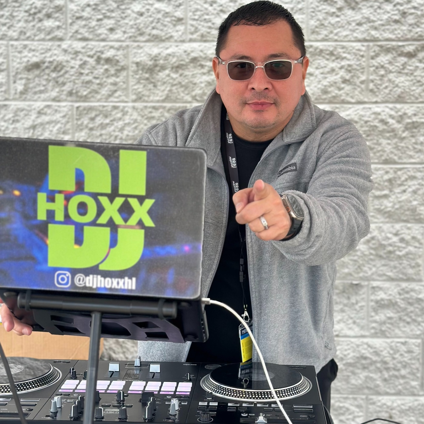 DJ HOXX @henryloor