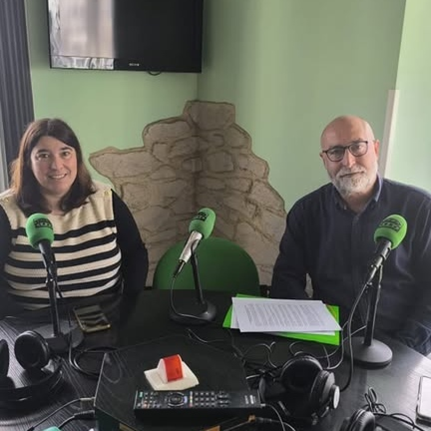 Nereida Díez y Carlos Alonso. Cursos de formación online episode artwork