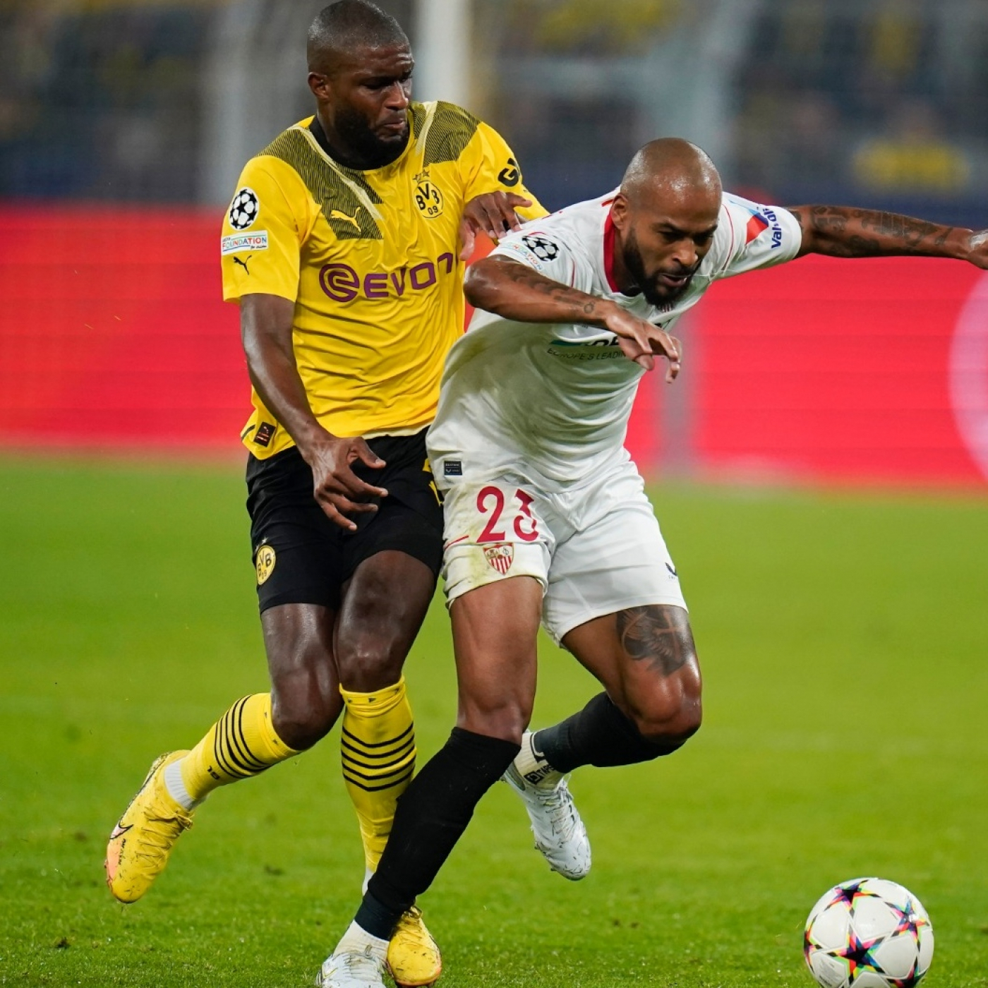 B. Dortmund-Sevilla (1-1): Punto para creer - Episodio exclusivo para mecenas episode artwork