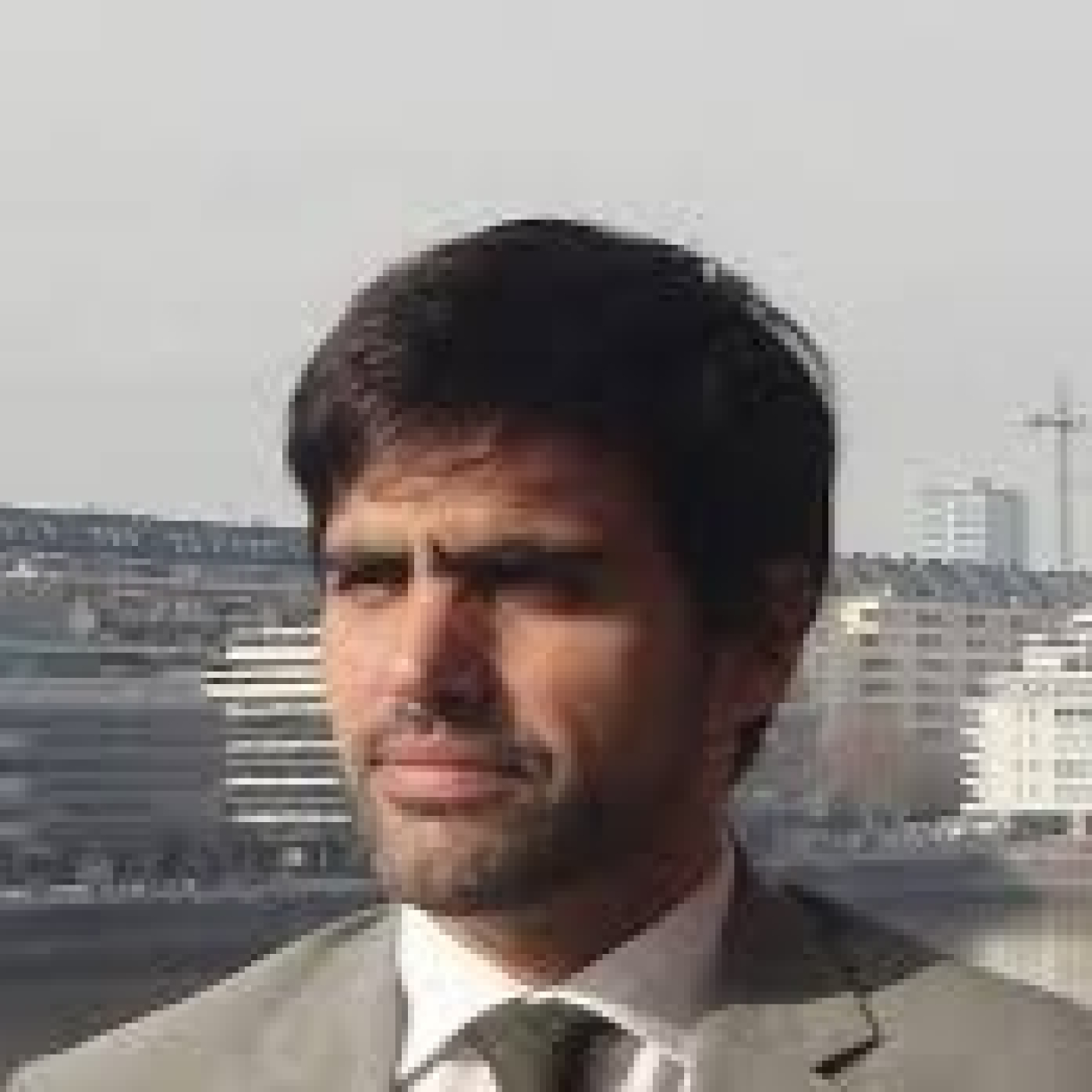 Gabriel Caamaño Economista de Outlyer @laurasverdlick 17-9-2025