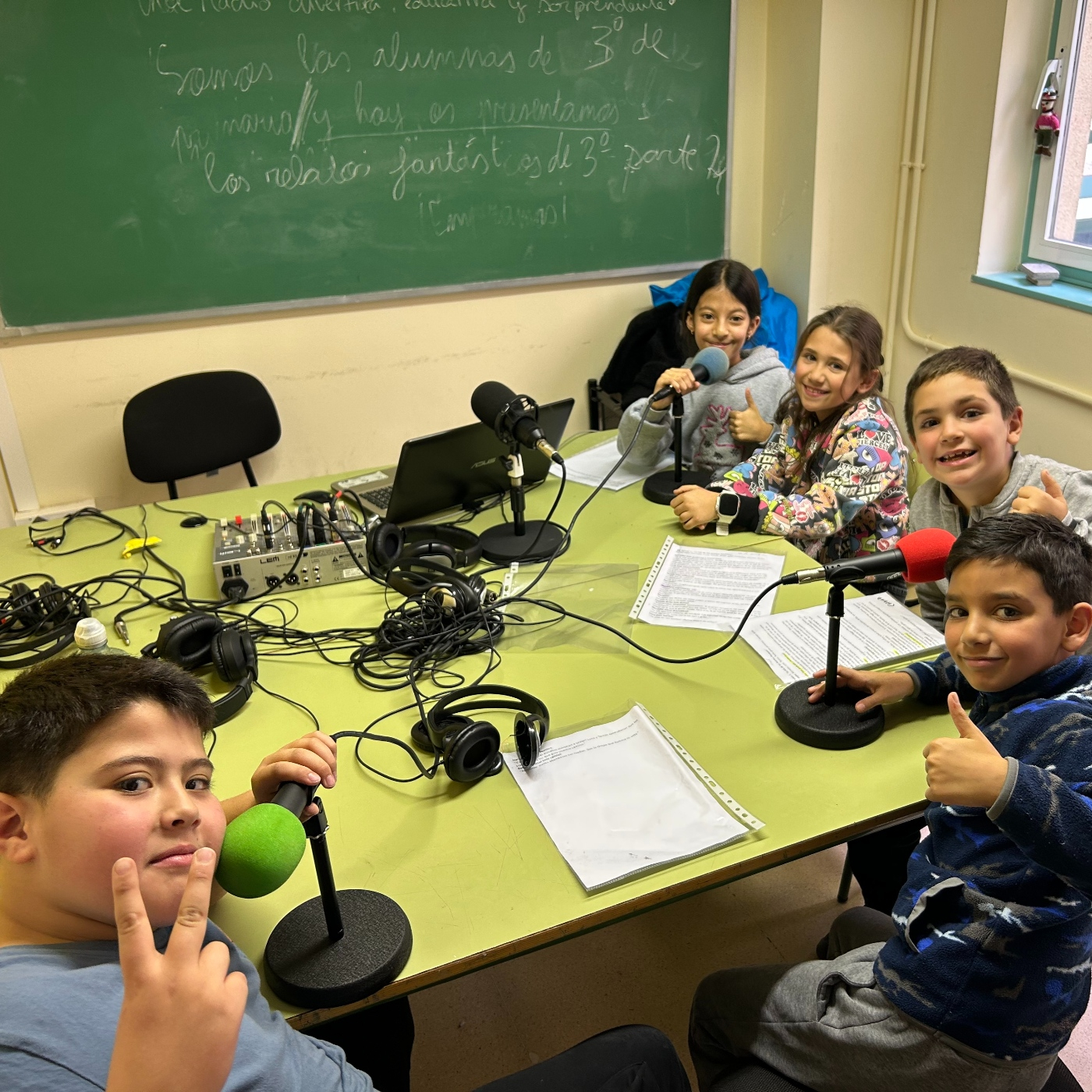 LAS DELICIAS DE LA RADIO